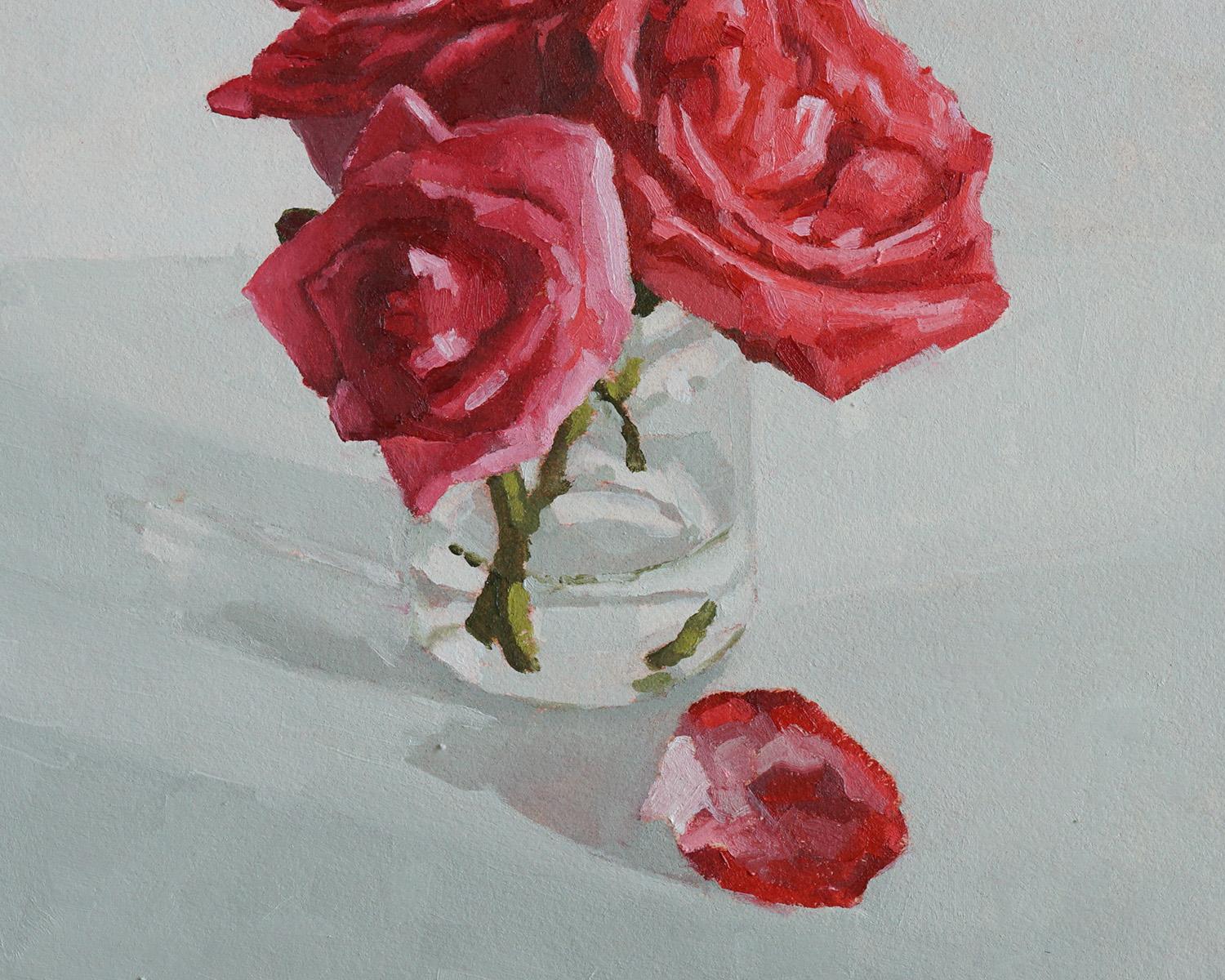Rosas de febrero, Pintura al óleo - Still-Life Painting Gris de Nicole Lamothe