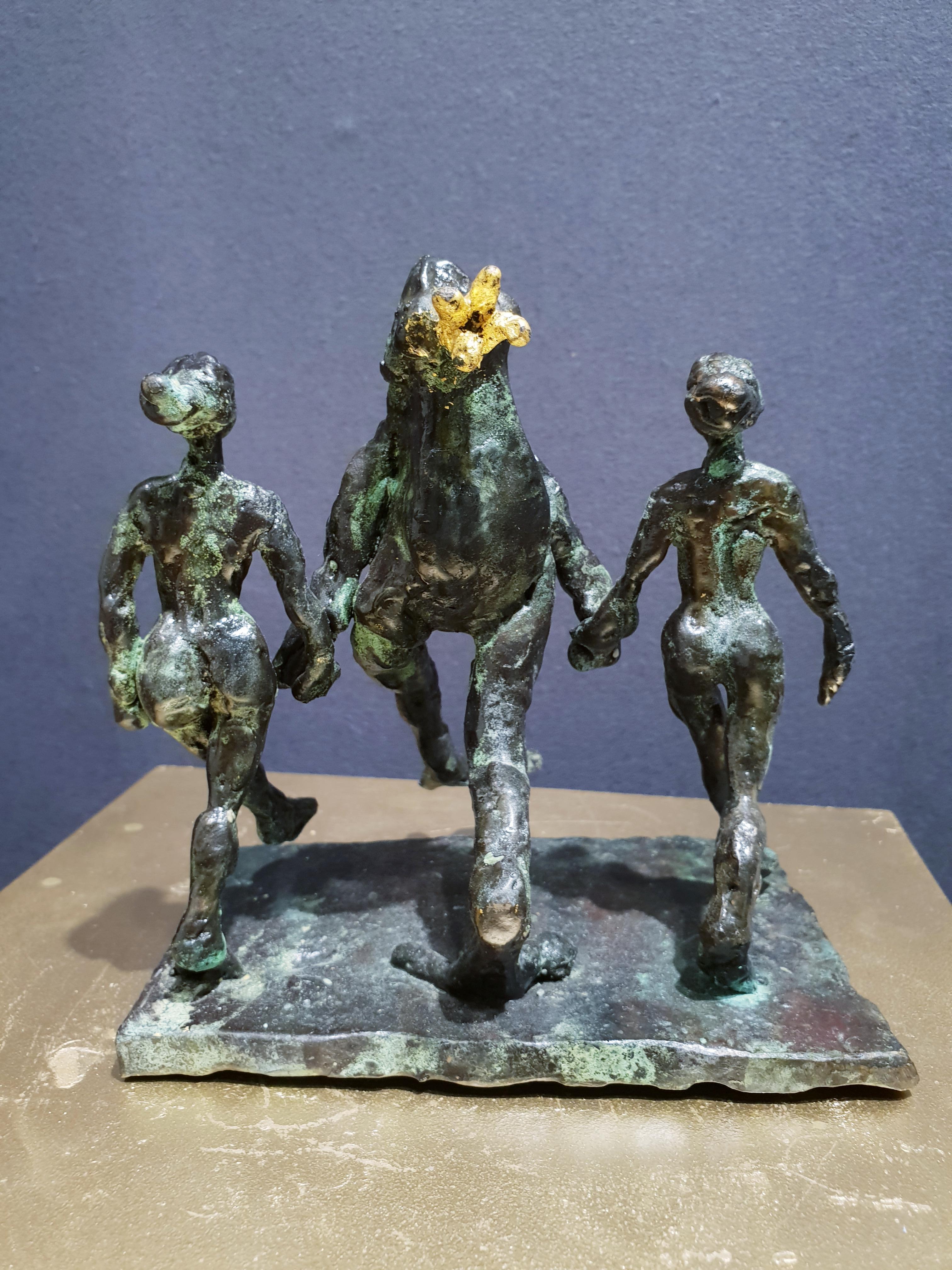 La danse de la rivière pour grenouille par Helle Crawford, sculpture en bronze vert et noir en vente 5