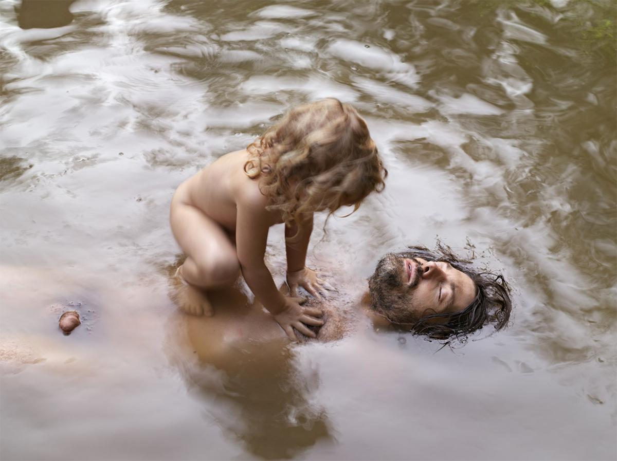 Lucas Foglia Nude Photograph - Patrick and Anakeesta, Tennessee
