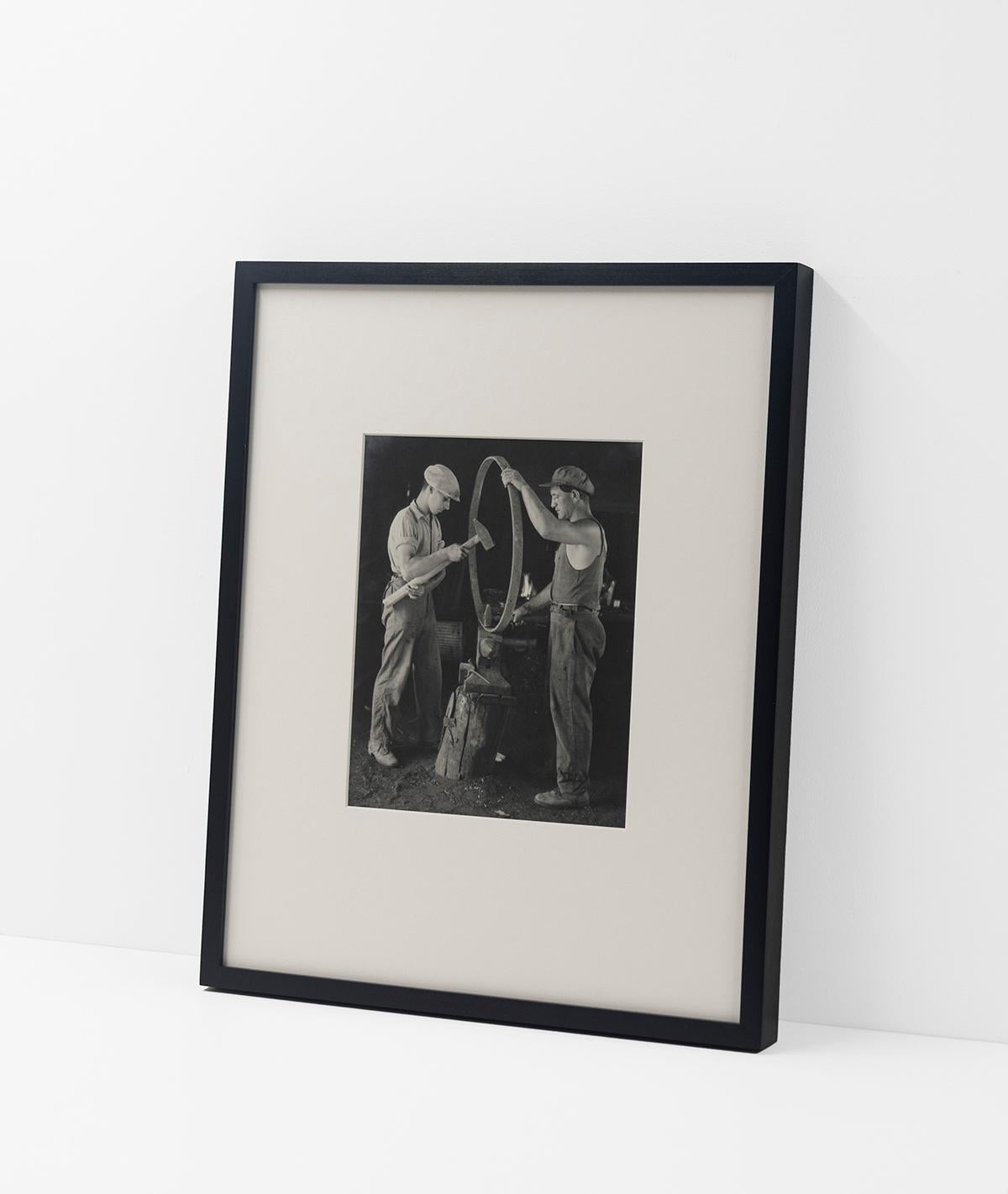Metal Workers
c. 1940

Stamped, verso

Vintage gelatin silver print

10.75 x 8.5 inches, image

Contact gallery for price

This work is offered by ClampArt in New York City.