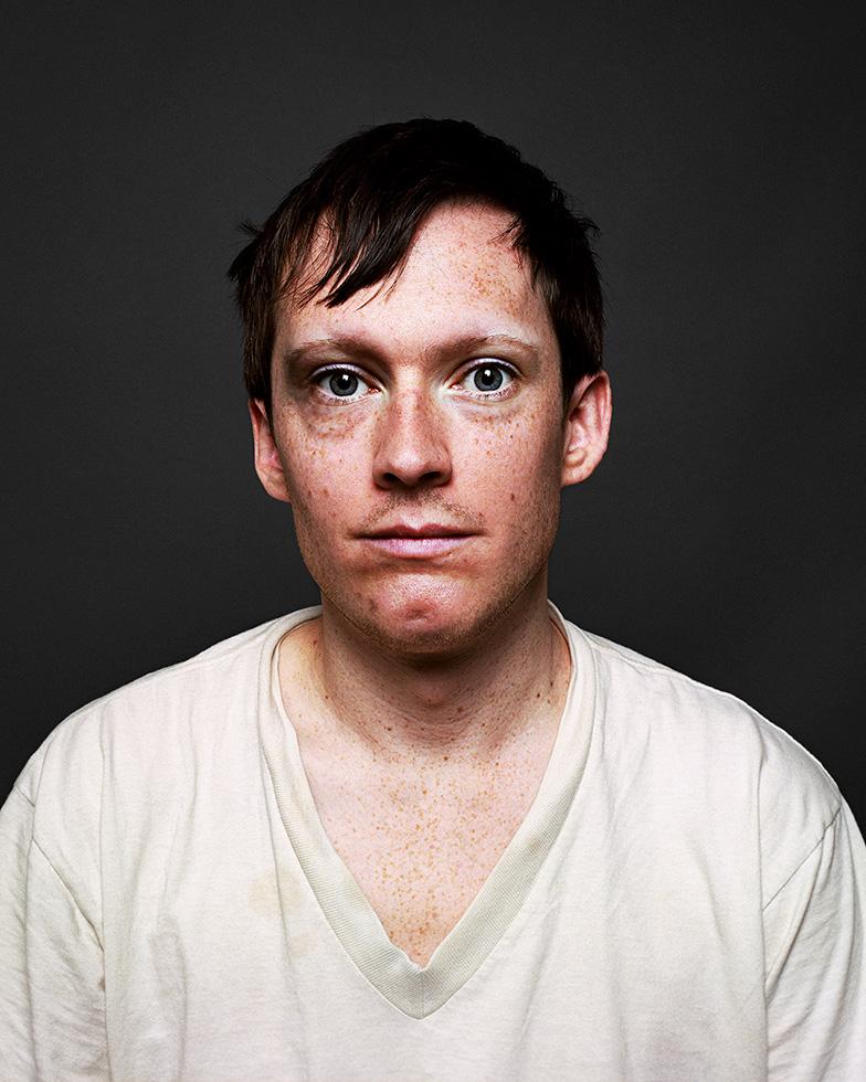 Color Photograph de Jake Rowland - Esposa/yo II