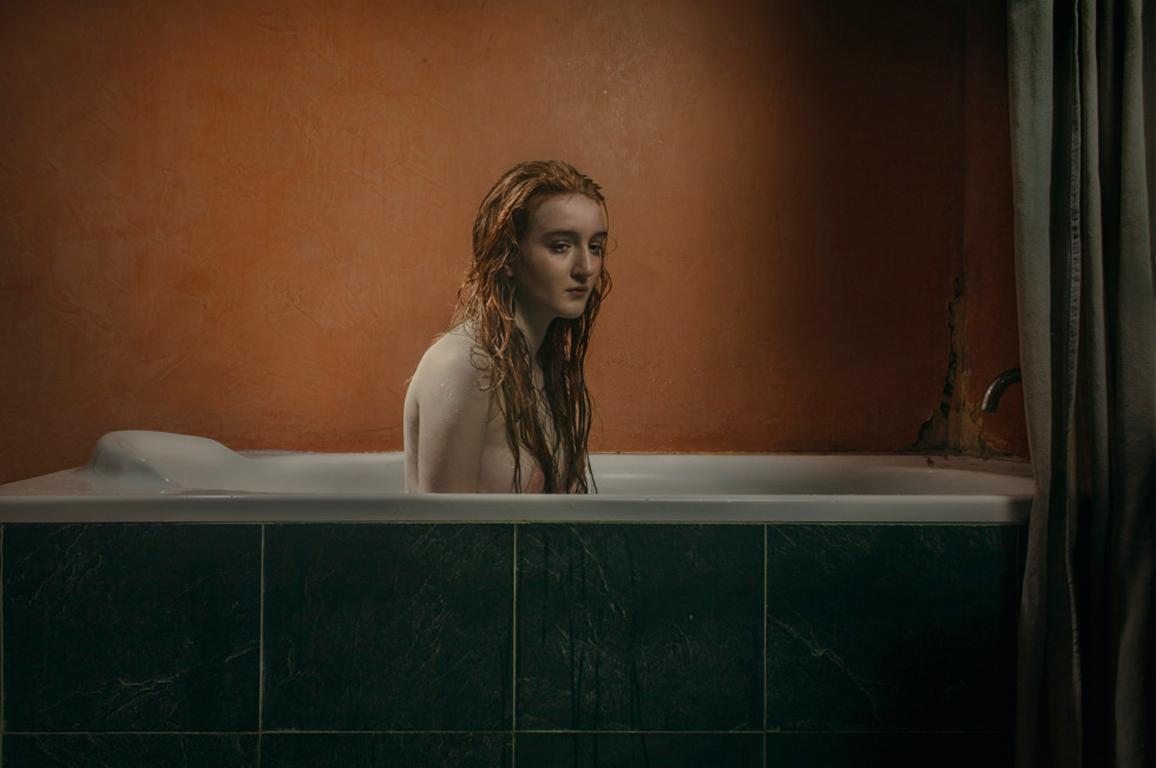 Laura Stevens Nude Photograph – Lily