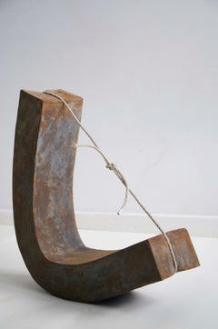 Sculpture en résine pliée et revêtement en poudre de Kostas Synodis