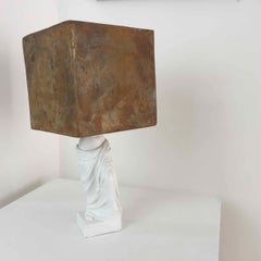 Logique carrée VII : Sculpture de Kostas Synodis