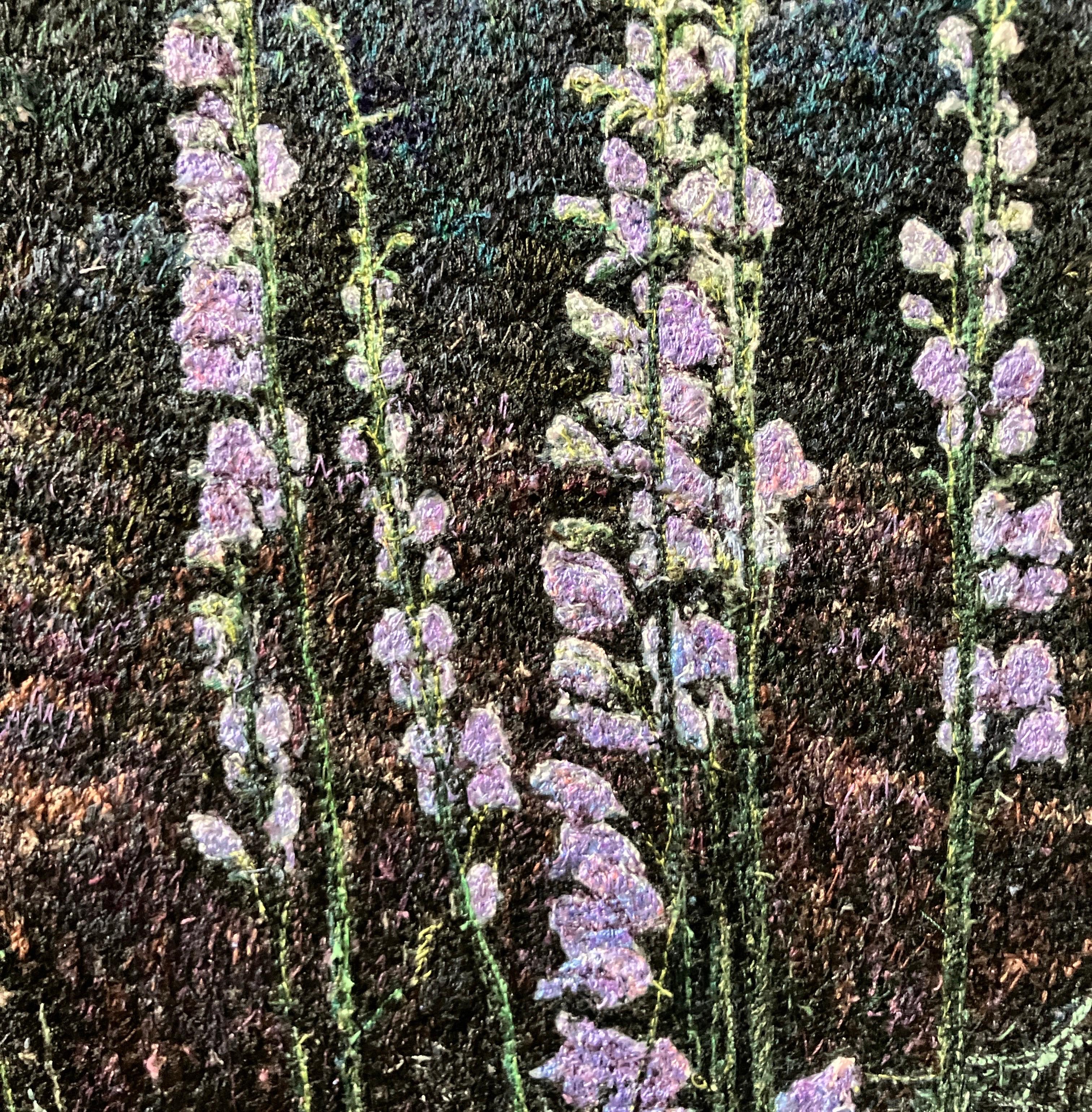 Fotorealistische Landschaftsstickerei, Blumen, Nature, gerahmt, Sonnenaufgang Penstemons im Angebot 1