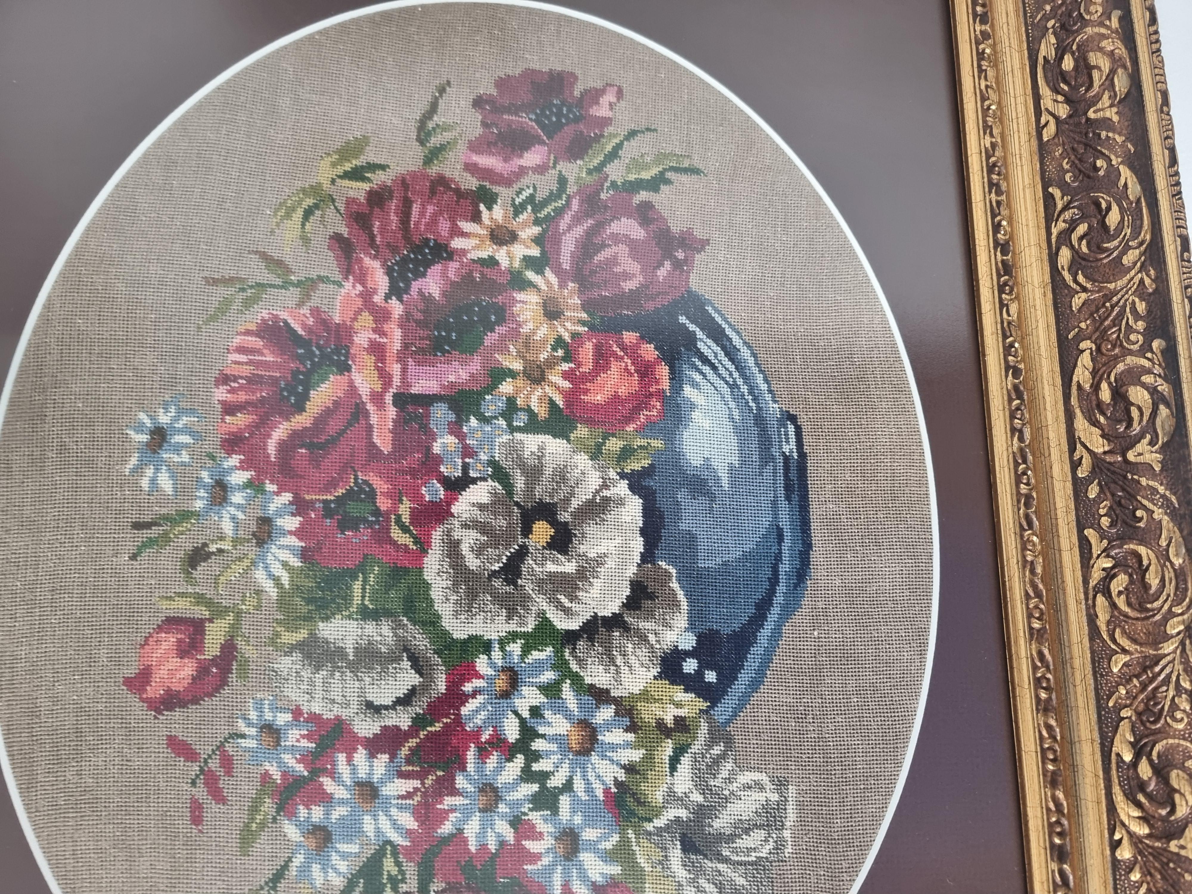 Fleurs natures mortes Wiehler tapisserie Gobelin faite à la main vert rouge beige blanc rose - Romantique Art par Vera Petrova - Sapundjieva