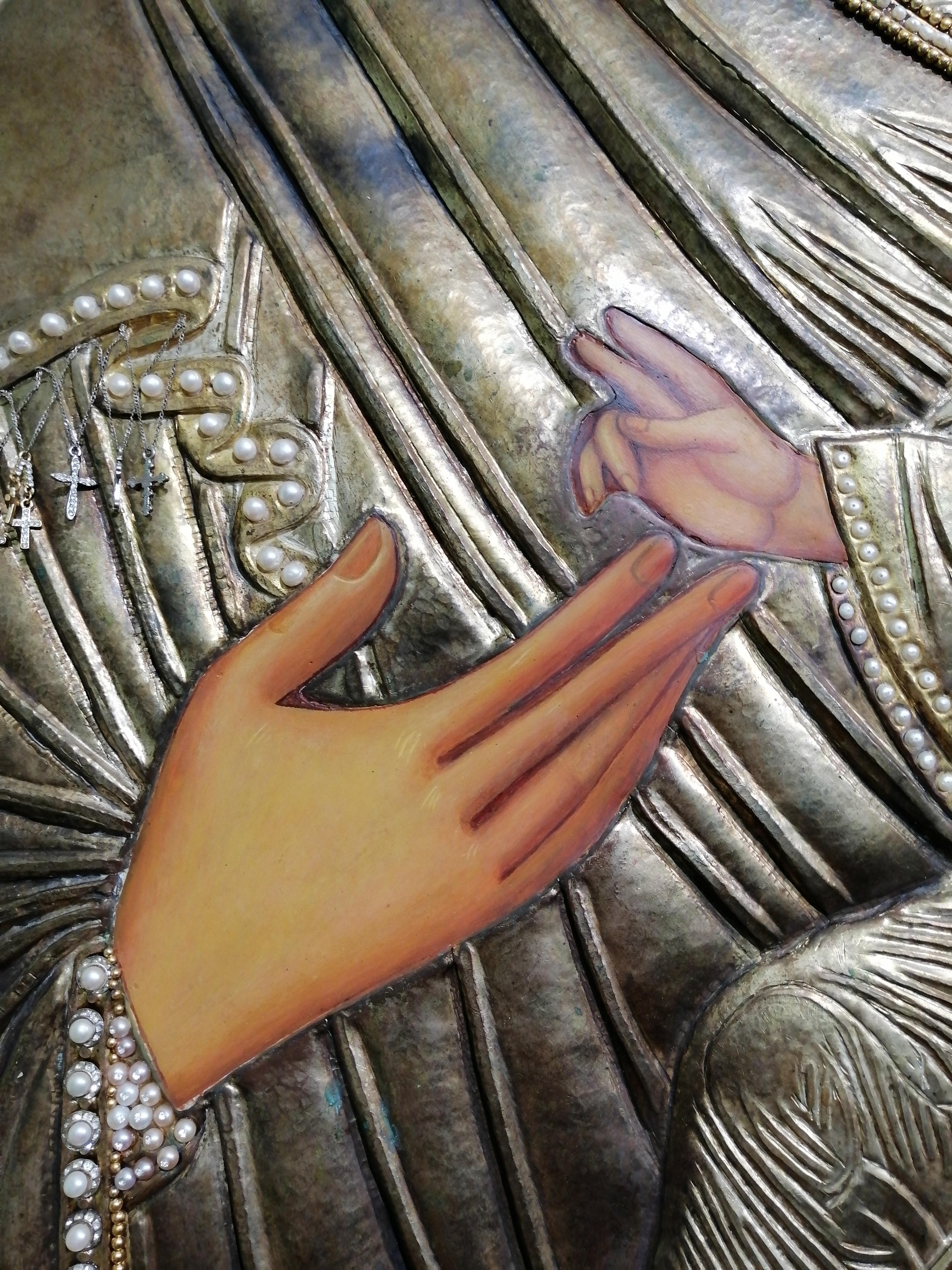 Icon de la Mère de Dieu d'Iveron - Pierres en cuivre plaquées et dorées en vente 2