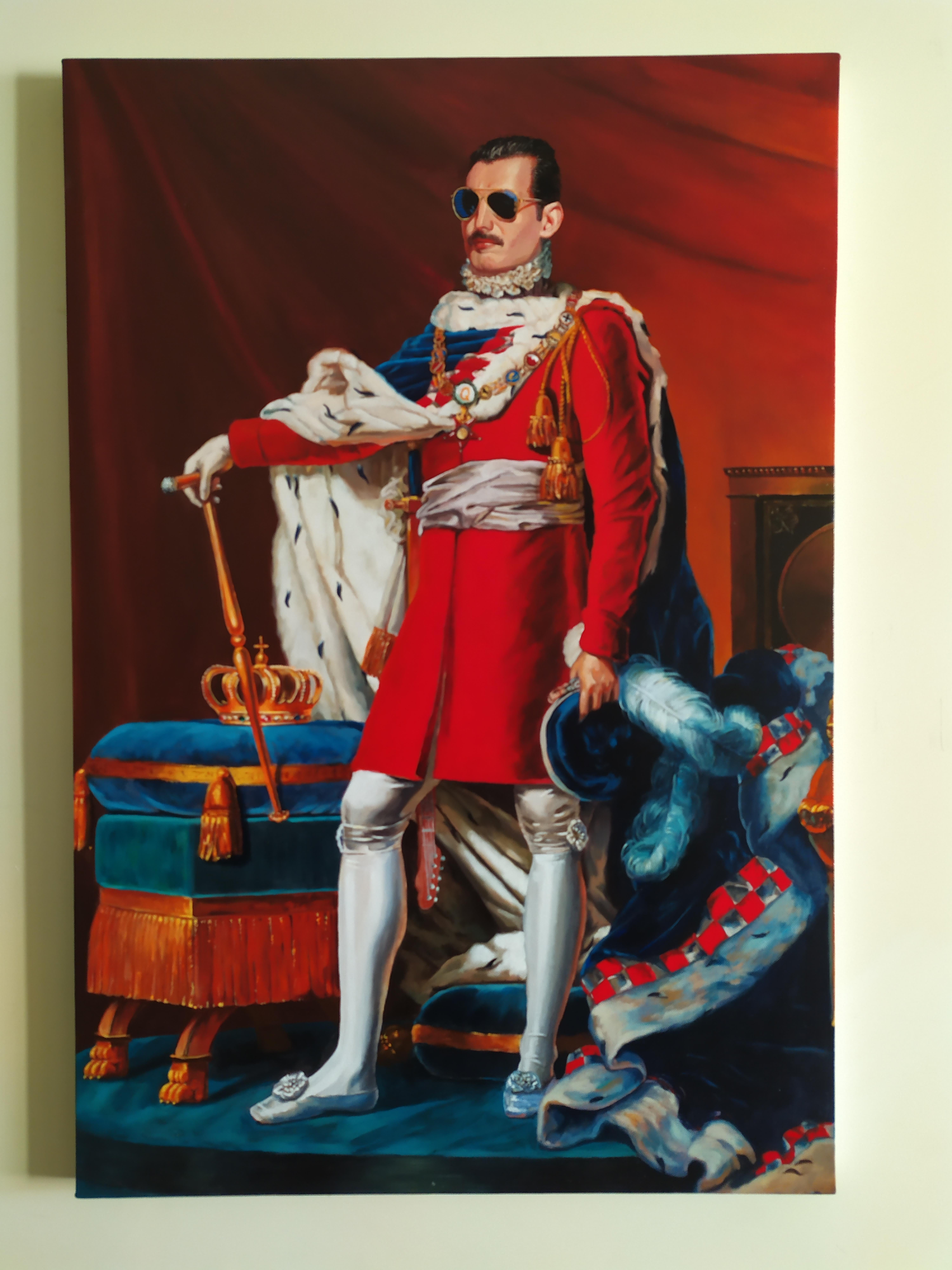 Freddie Mercury -Portrait Malerei Farben Rot Blau Braun Weiß Orange Gelb  – Painting von Alexandar Inchovski