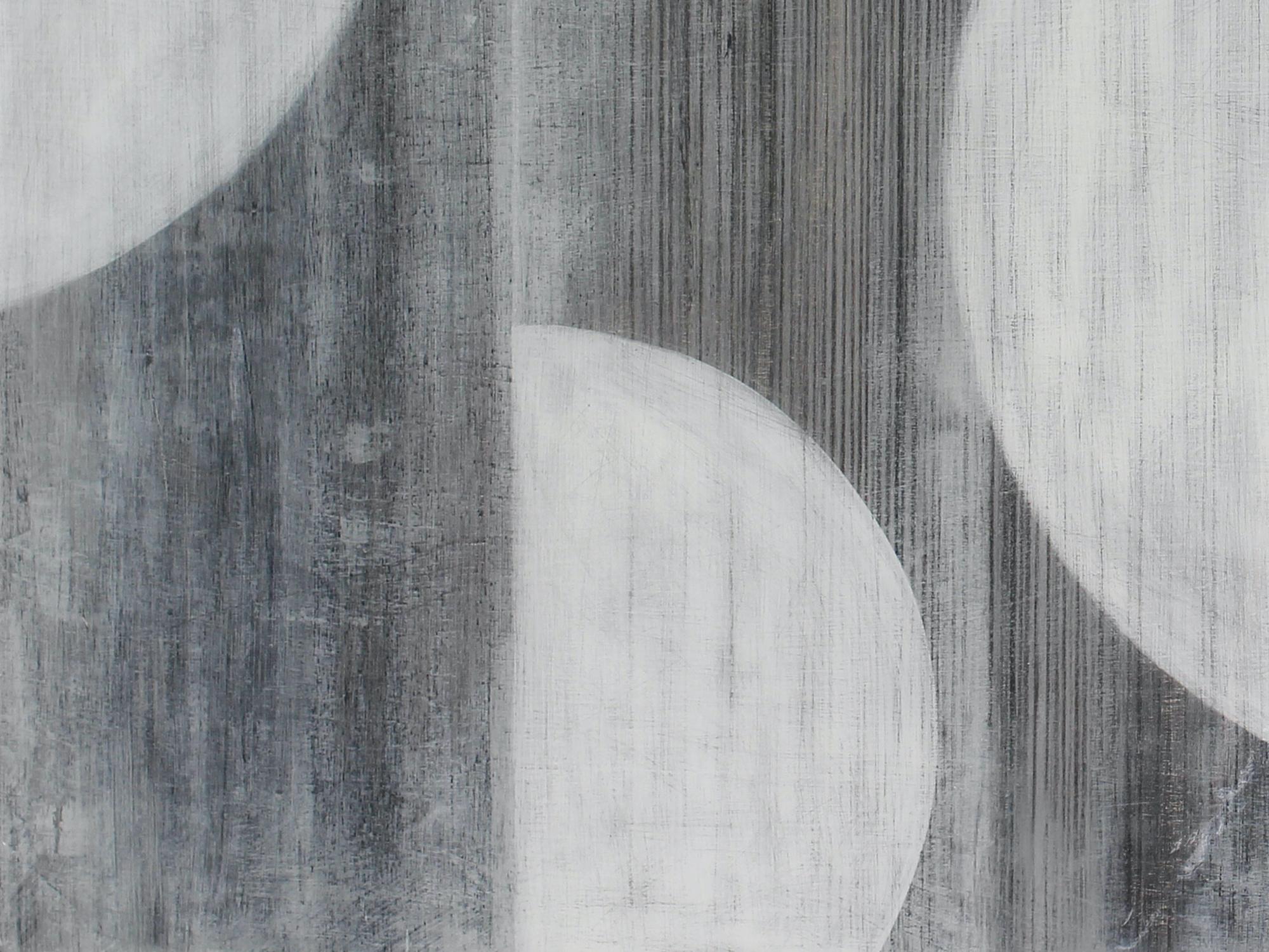 Abstrakte, mehrlagige Mixed-Media-Komposition auf Baltischem Birkenholz-Paneel „Half Moons 3078“ (Geometrische Abstraktion), Painting, von Christie Owen