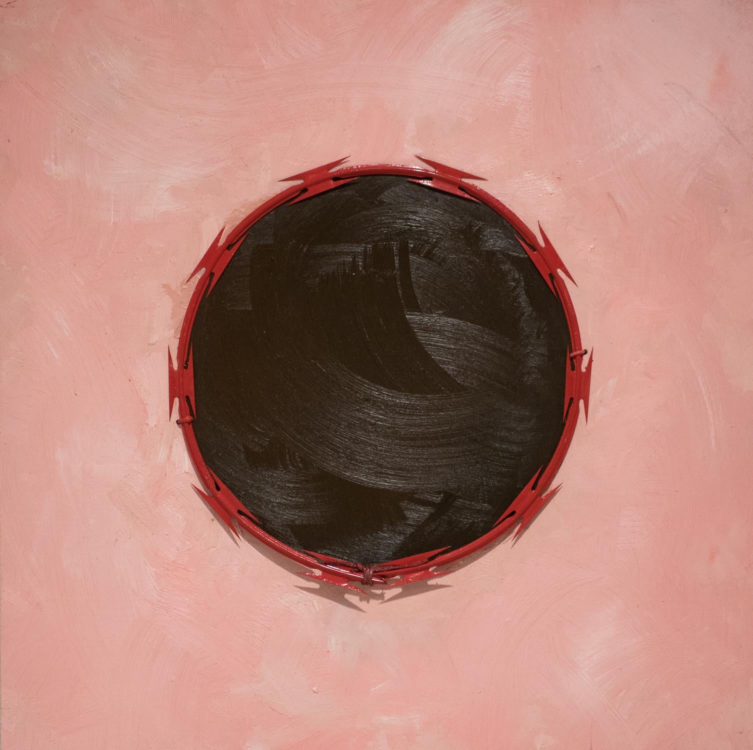 Rot Red Line Nr. 2 - Abstraktes politisches Gemälde, Öl und Rasierdraht auf Holz – rosa – Mixed Media Art von Omari Booker