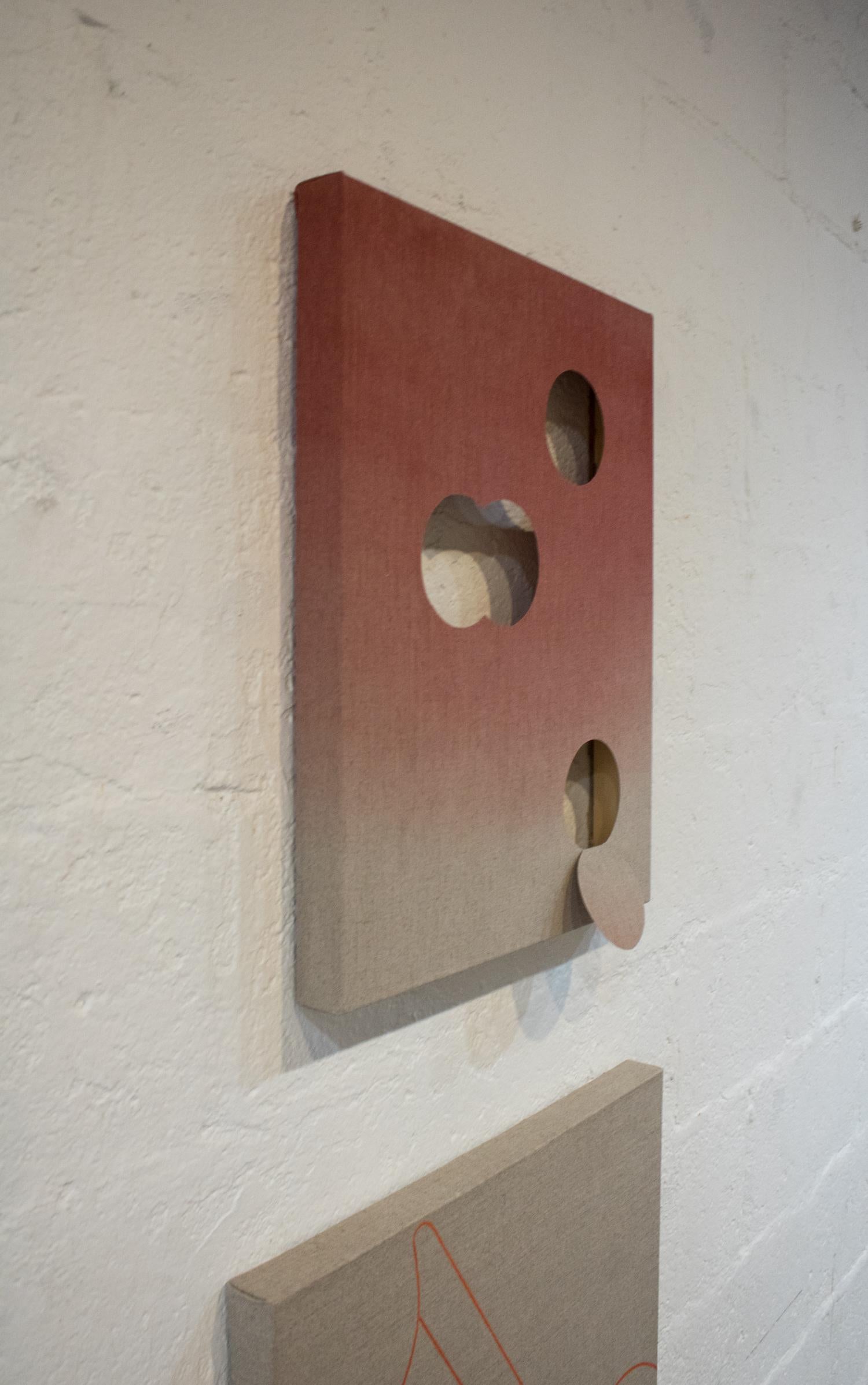 UNTITLED SCULPTURAL PAINTING - Contemporary - Oil & Acrylic on Linen, Red, Tan For Sale 3