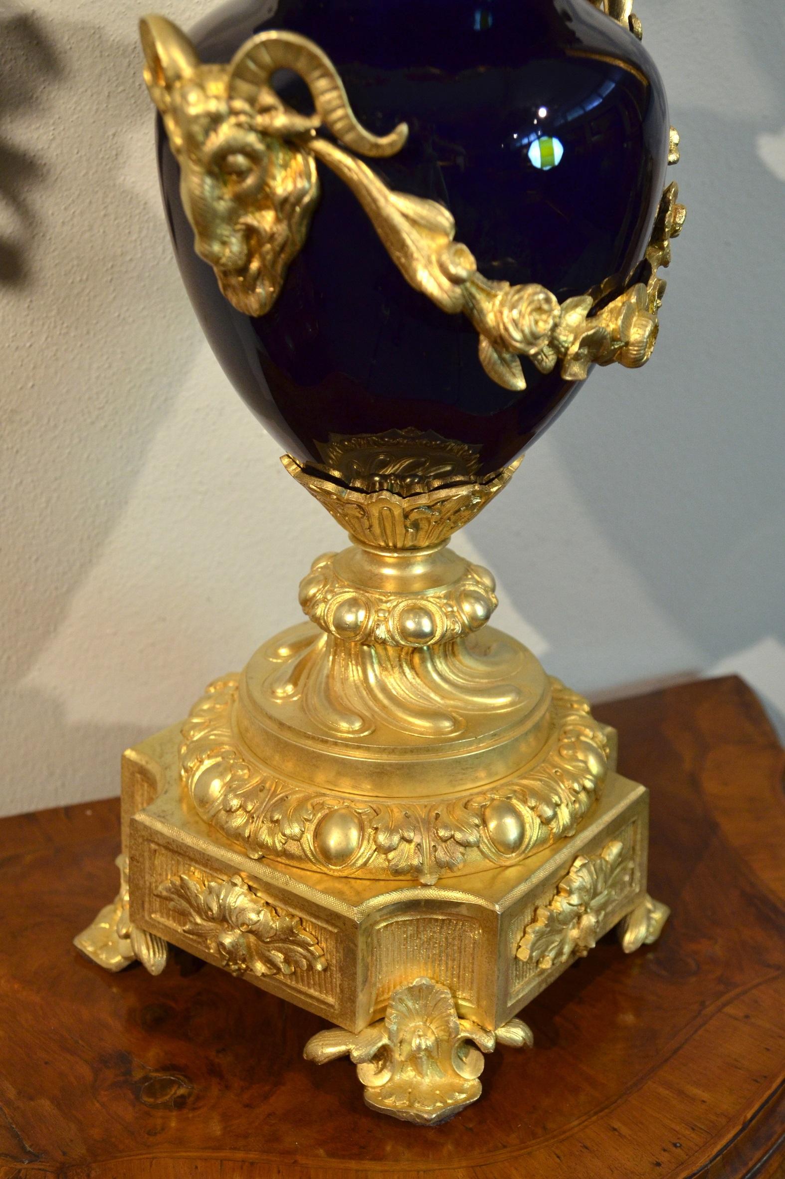 Gold Louis XVI Candelabra Gilt Bronze Blue Sèvres Porcelain France 19th Century For Sale 8