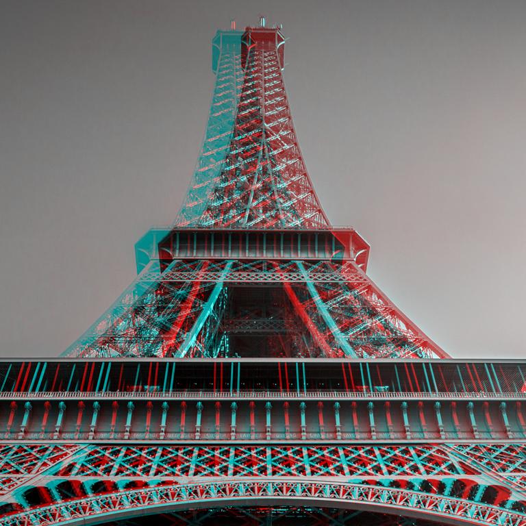 Tour Eiffel - Alberto Fanelli 3D Landscape Photo For Sale 2