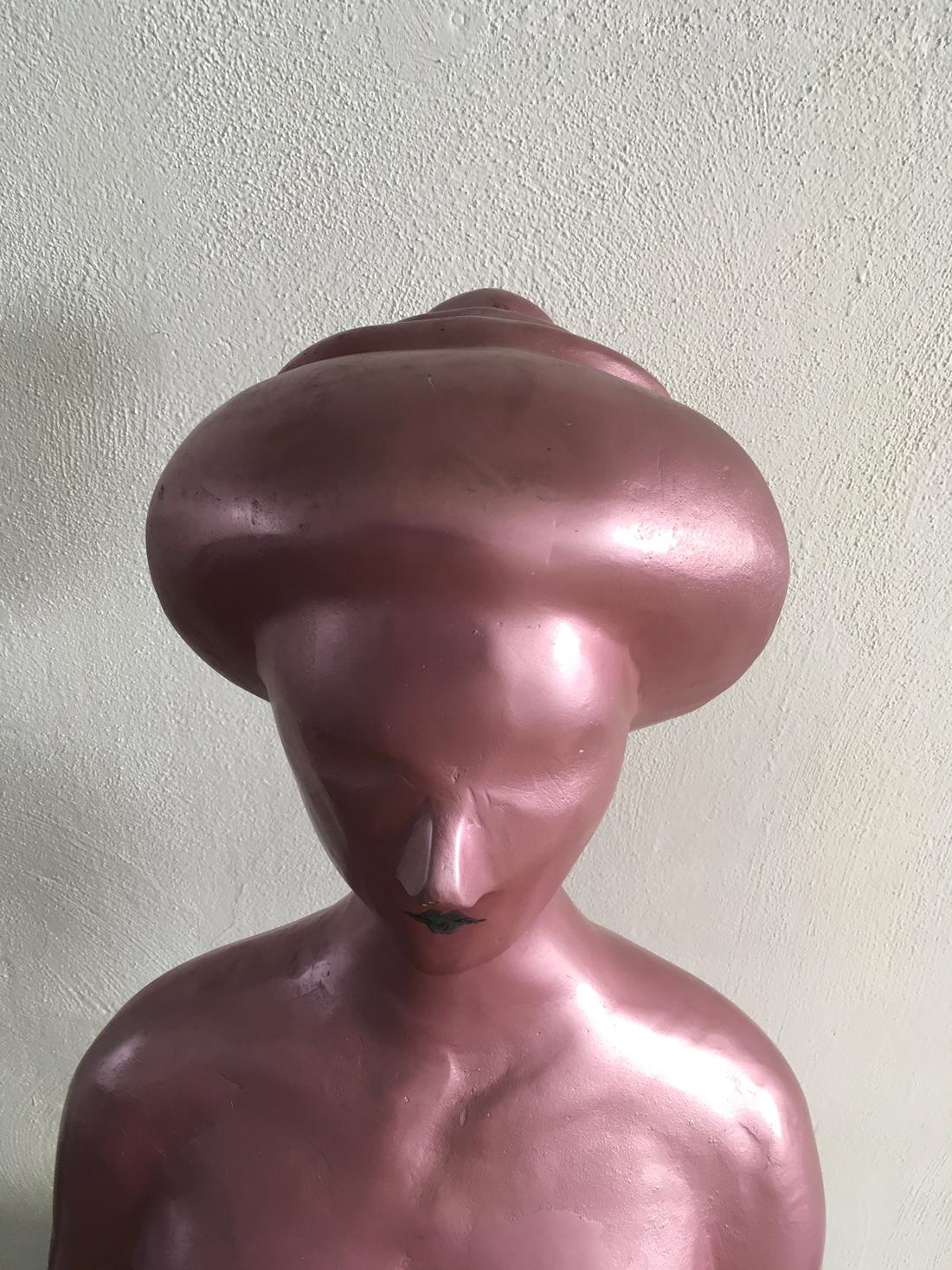 1980 Ugo La Pietra Figurative Portrait Pink Laquered Aluminum  For Sale 6