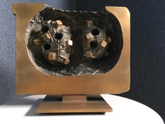 Scultura astratta in bronzo patinato oro di Front City della metà del XX secolo