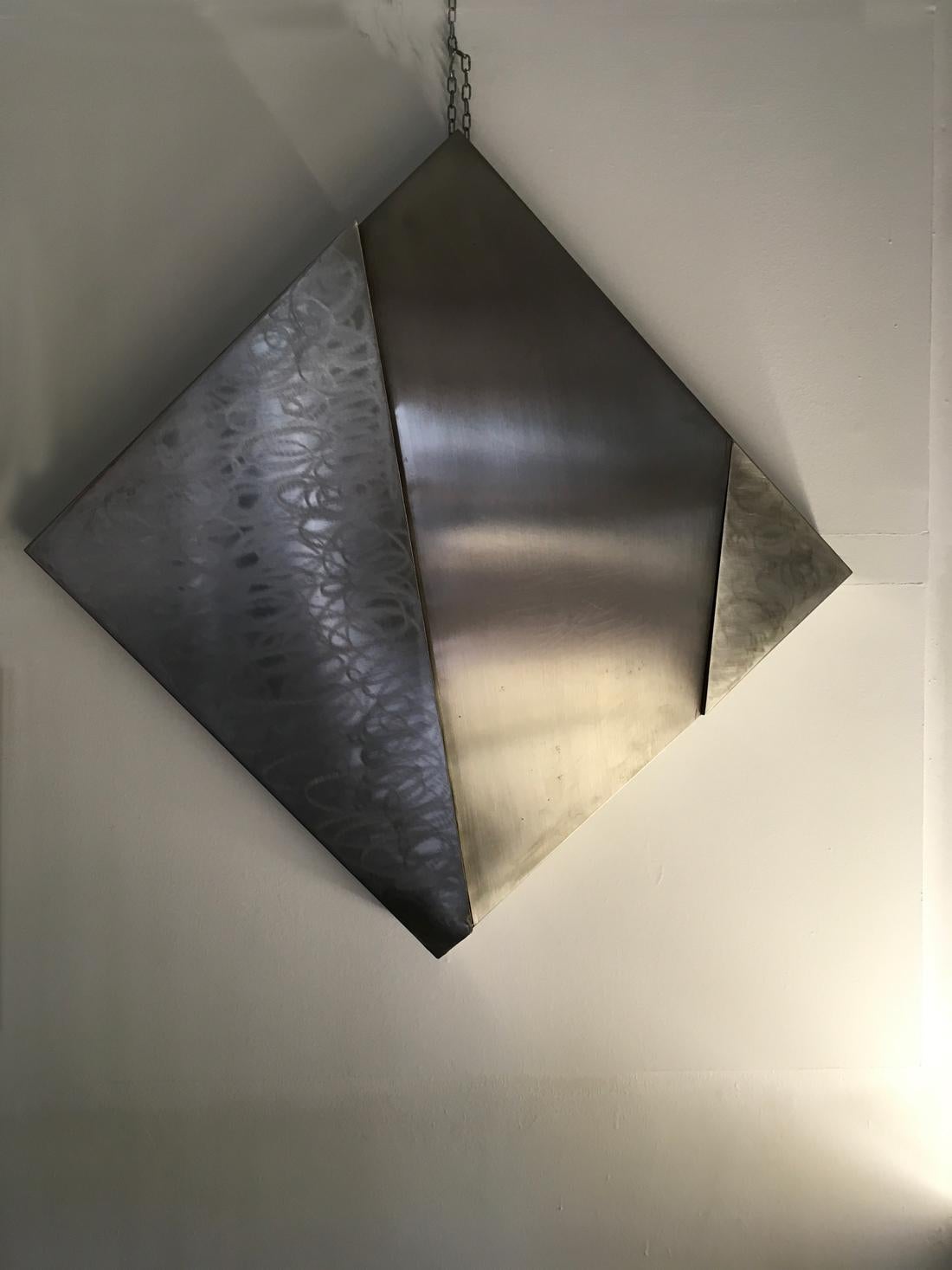 Inox Structure, scultura da parete astratta in acciaio inossidabile e ottone della fine del XX secolo in vendita 3