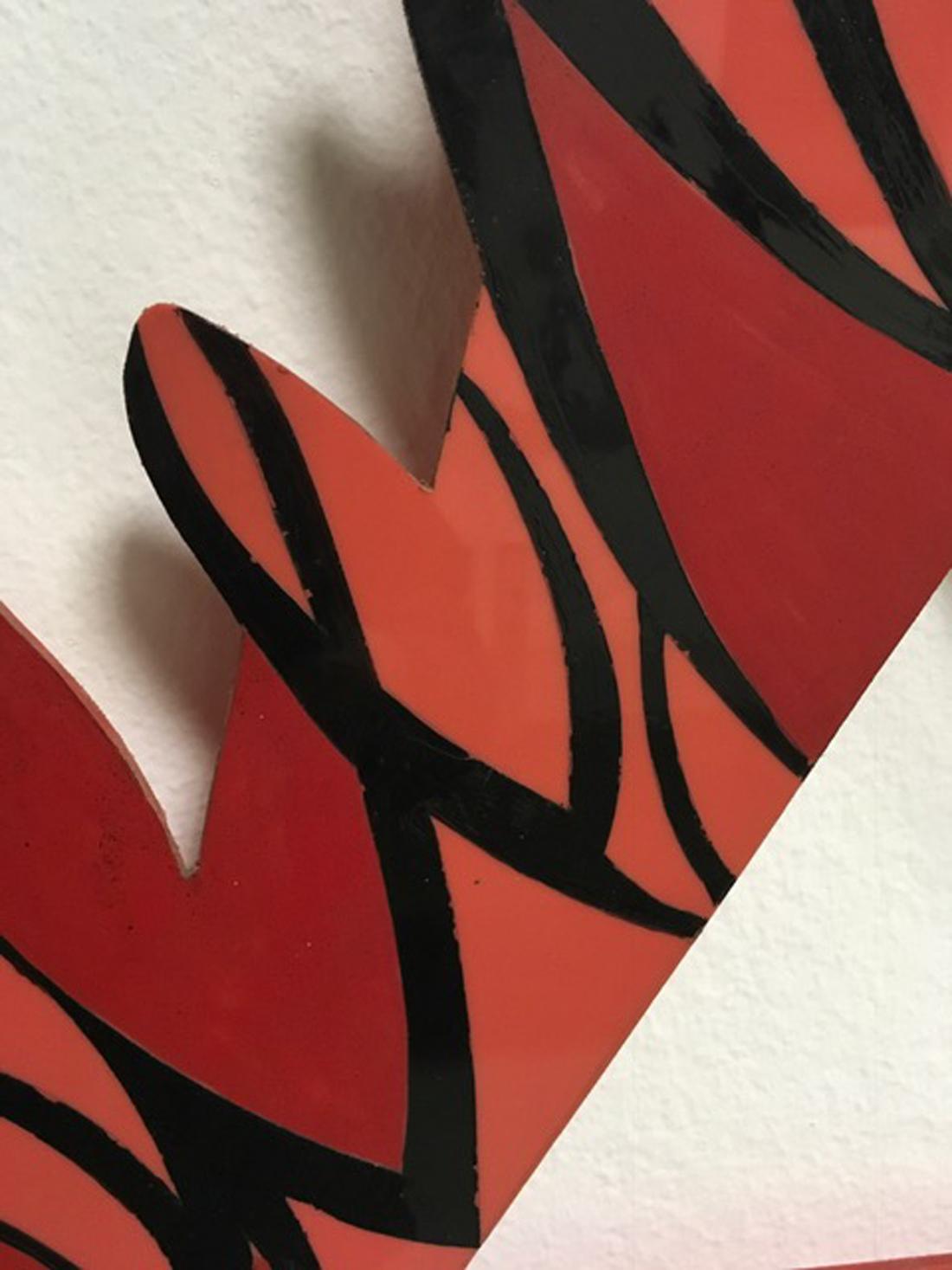 This Pop work of art in hand-lacquered ABS is composed by two part: the arrow and the capital letter A. The installation decided by the artist would put in evidence the dualism of the world: the two pieces, POP art and Abstract art. Man represented