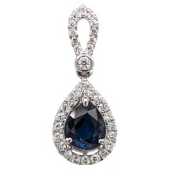 Ciondolo con zaffiro blu di Ceylon AA e diamanti naturali: Oro bianco massiccio 14 carati