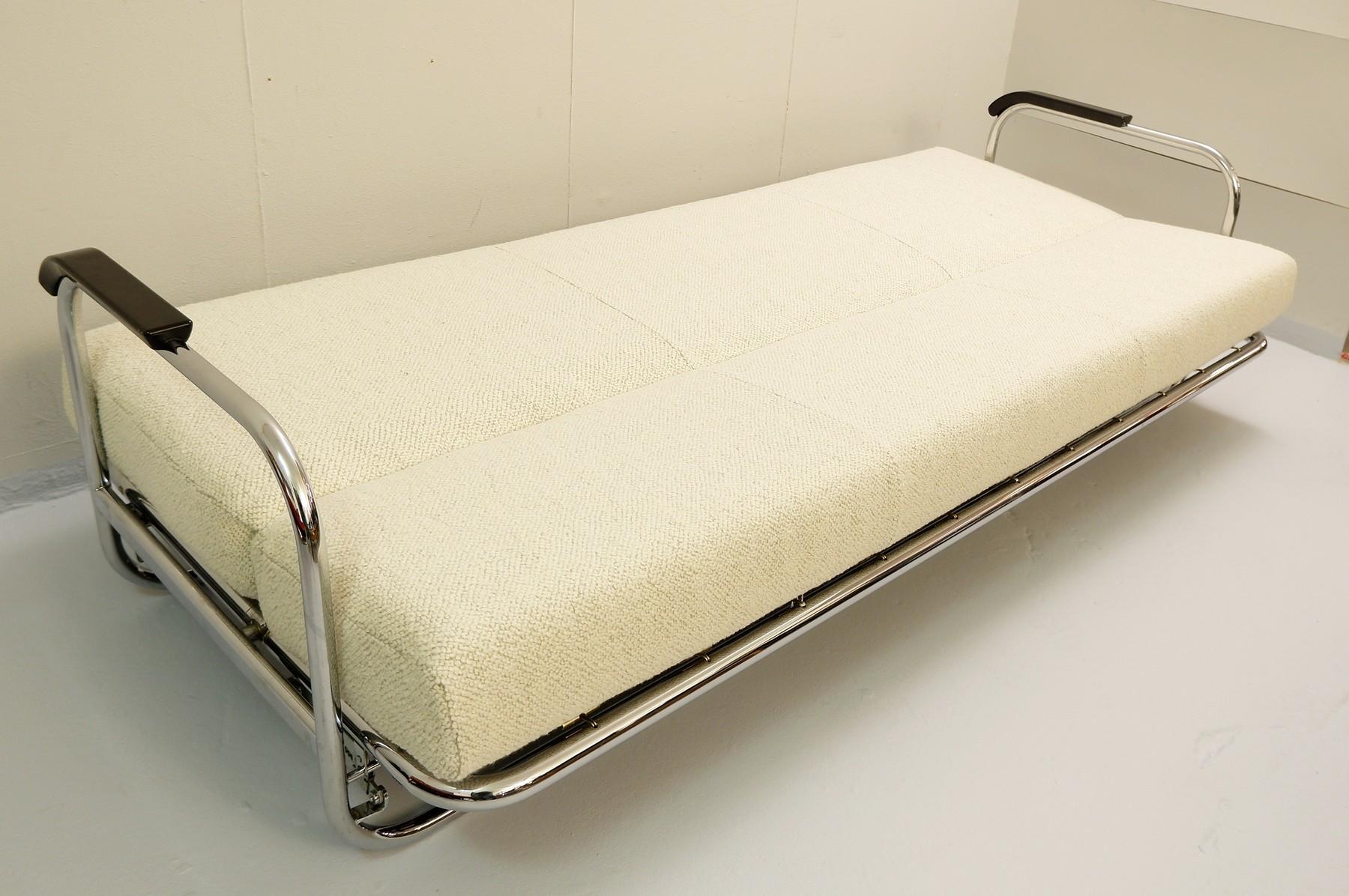 AA1 Sofabett von Alvar Aalto für MisuraEmme mit röhrenförmiger Struktur in Chrom (Mitte des 20. Jahrhunderts)