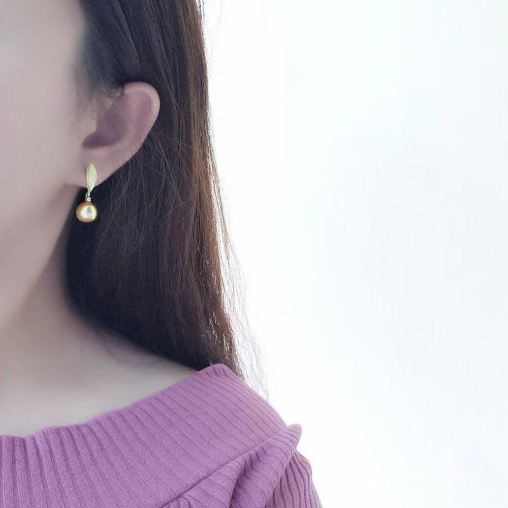 Uncut 【Vine Symphony】Golden Leaf South Sea Pearls Drop Earrings For Sale