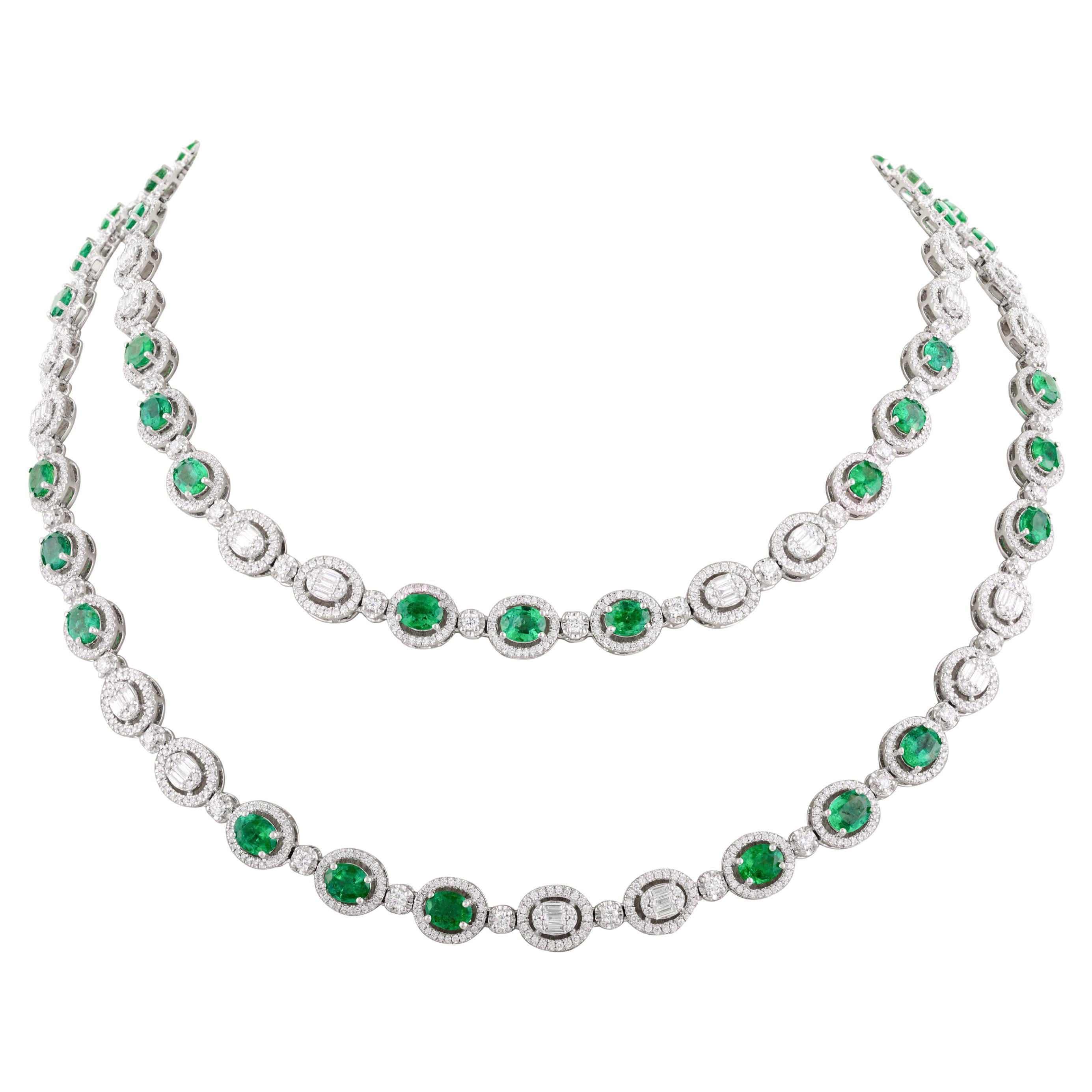 AAA 11,13 CTW Smeraldo 6,2 CTW Diamante a strati Collana in oro bianco 18k