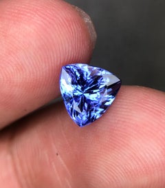 AAA 2 Carat Violetish Blue Natural Tanzanite Trillion Cut Loose Gemstone