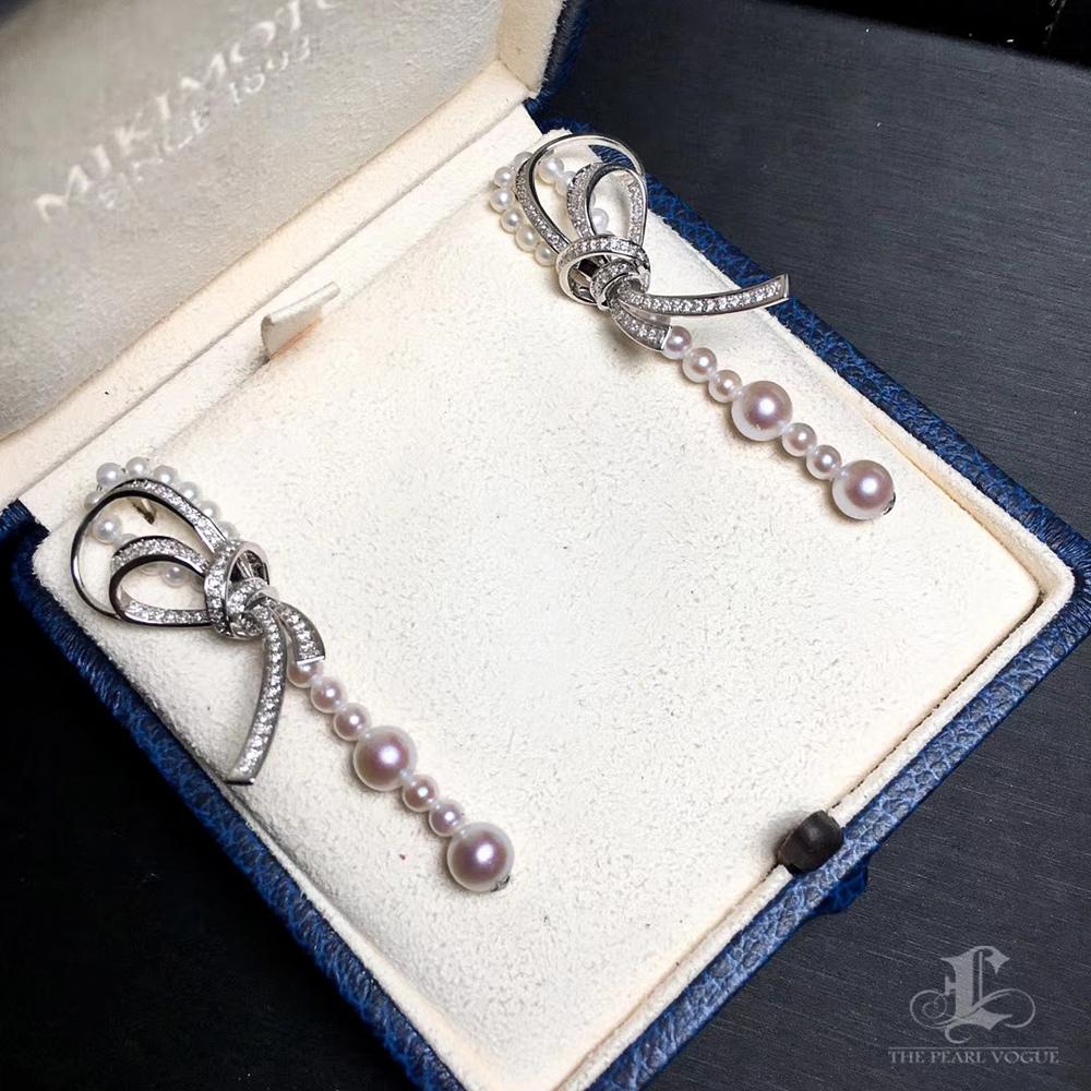 【Crown Radiance】Ribbon Cascade AAA Akoya Pearl Diamond Earrings In New Condition For Sale In New York, NY