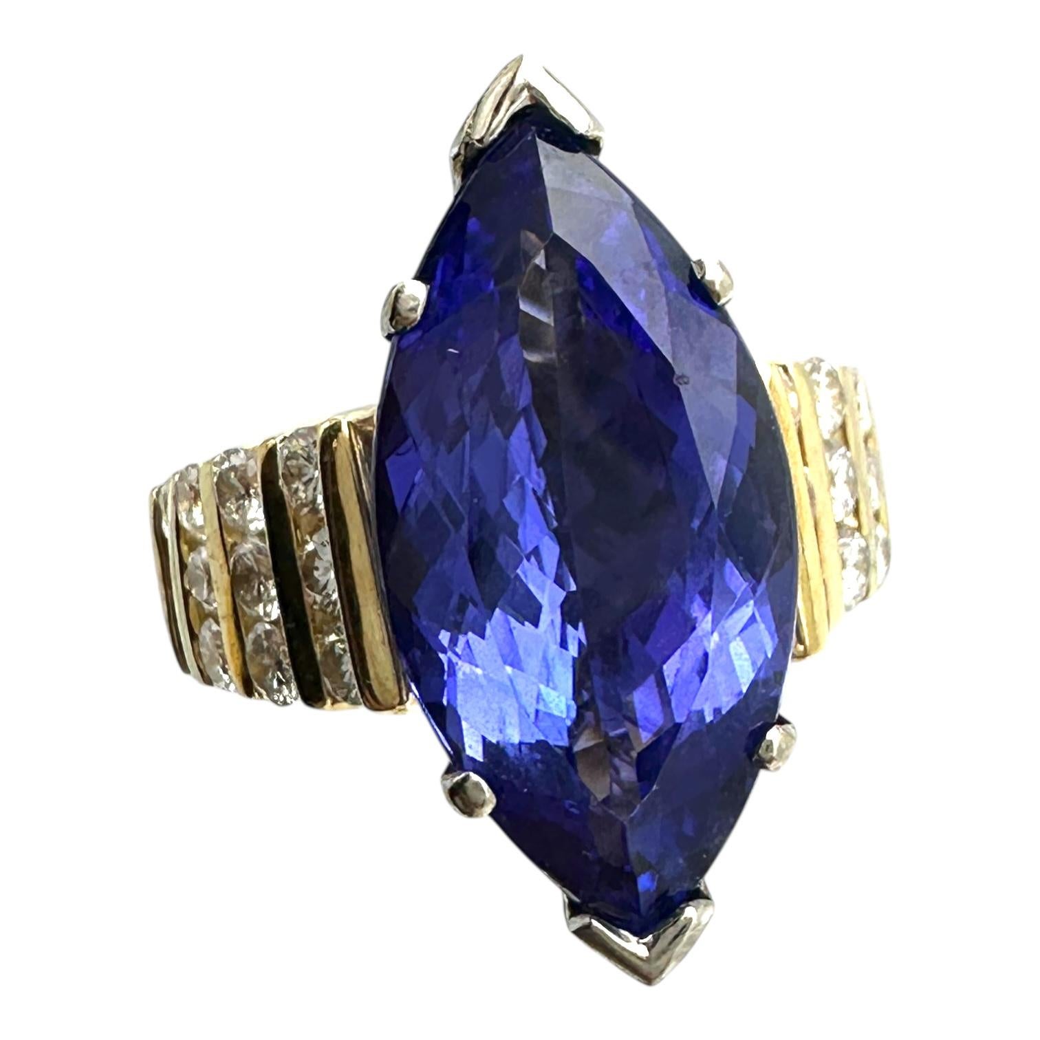 AAA Solitärring, 8 Karat Marquise Tansanit & 1,00 Karat Diamant im Angebot 1