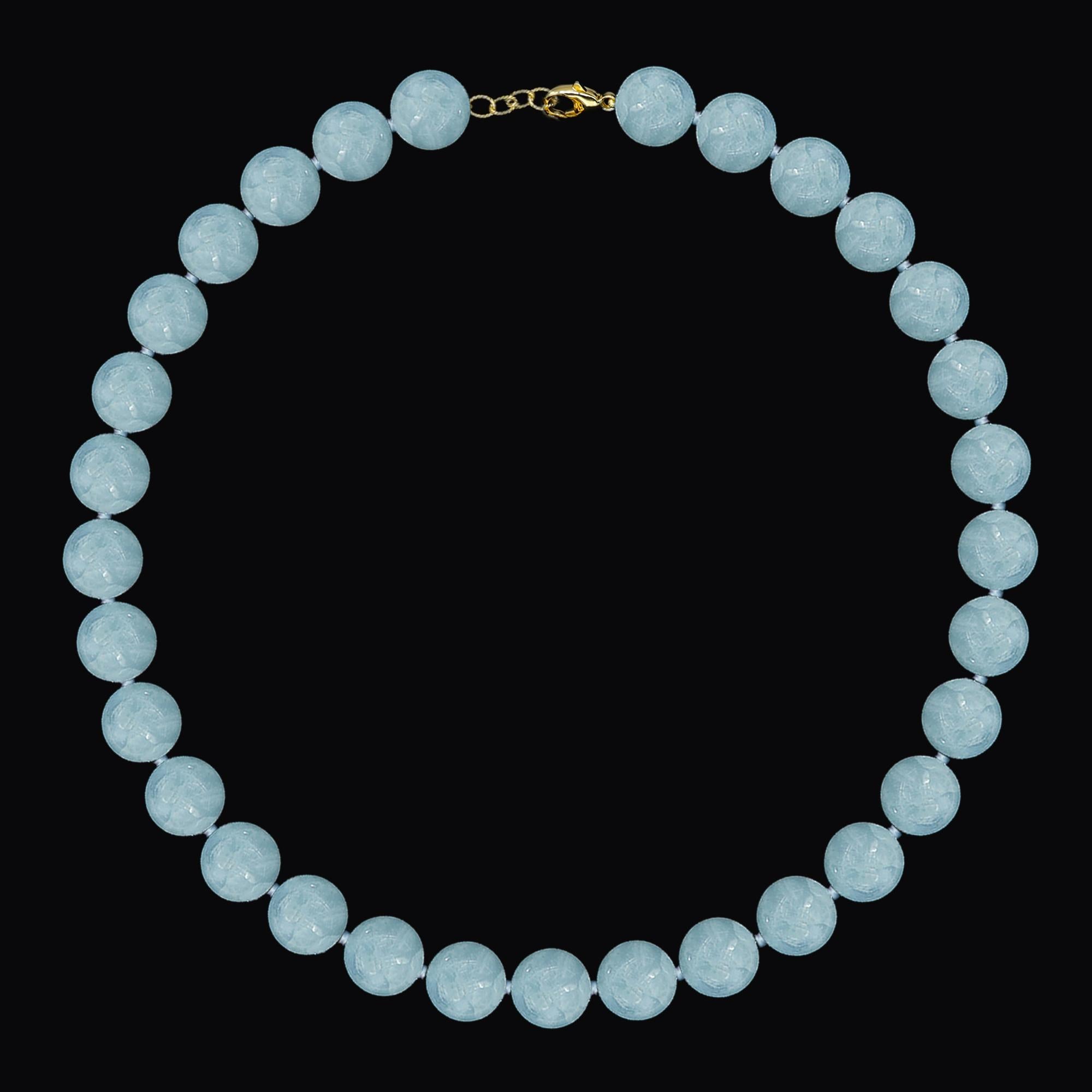 AAA Quality Aquamarine Bead Neckalce 
with 14K Yellow Gold Lock & Extension
adustable length  15.5' - 17.5' Inches
Bead size: 10 mm 
Rich Light blue color tone - very classic 
+ Gift box & appraisal
