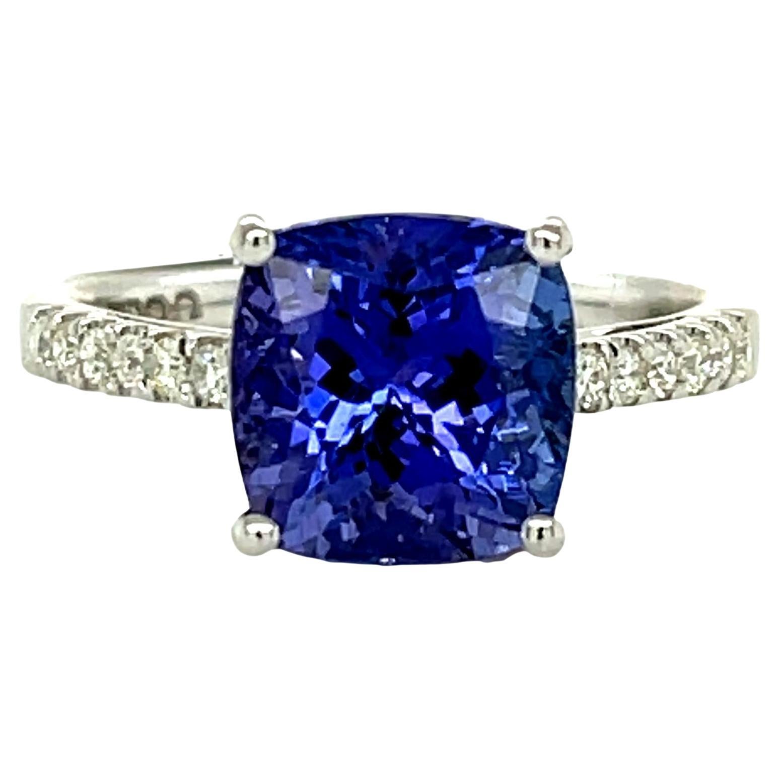 AAA Cushion Tanzanite and Diamond 18K White Gold Ring For Sale