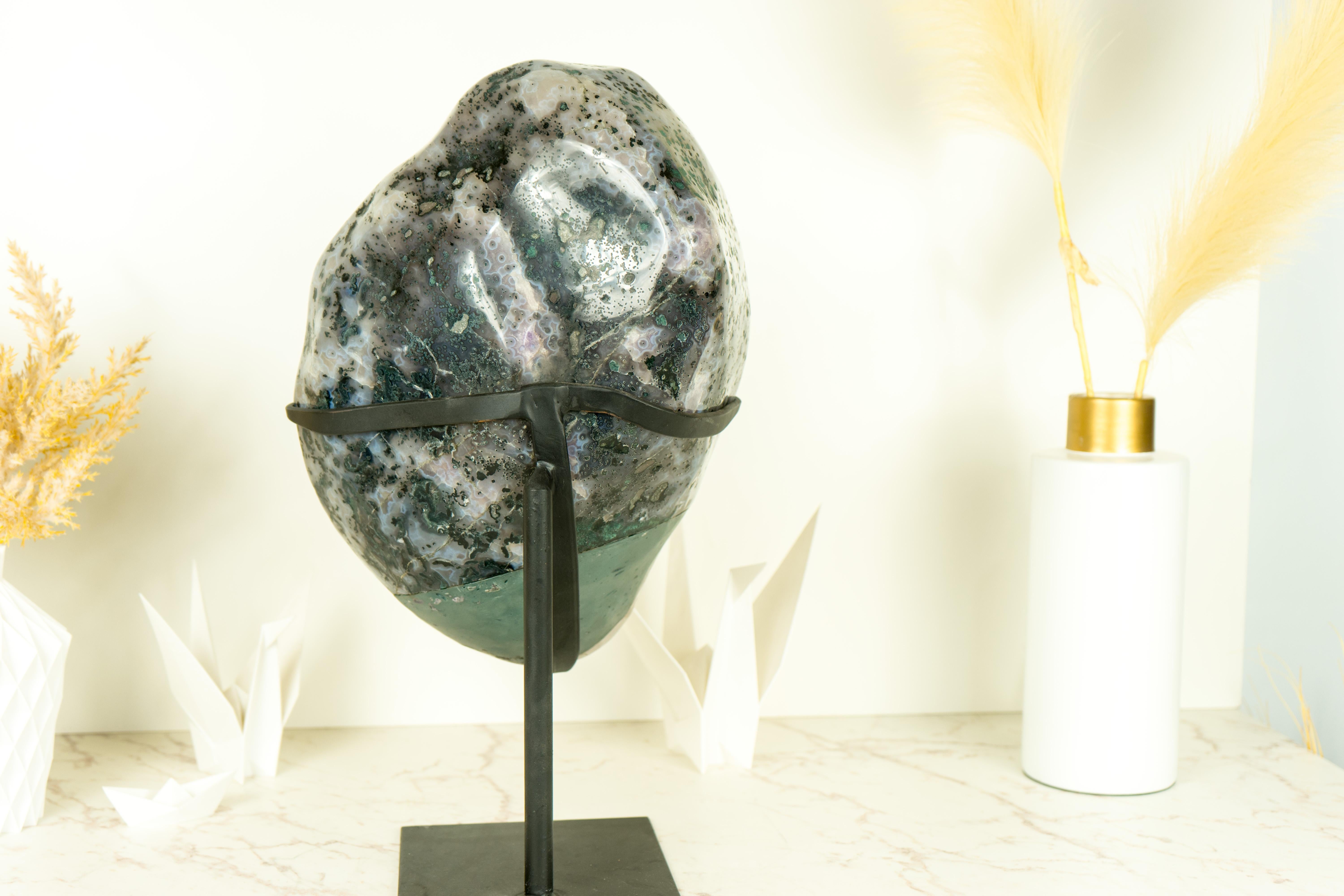 AAA Tieflila Amethyst-Geode mit poliertem Achat-Leinwand auf Ständer im Angebot 1