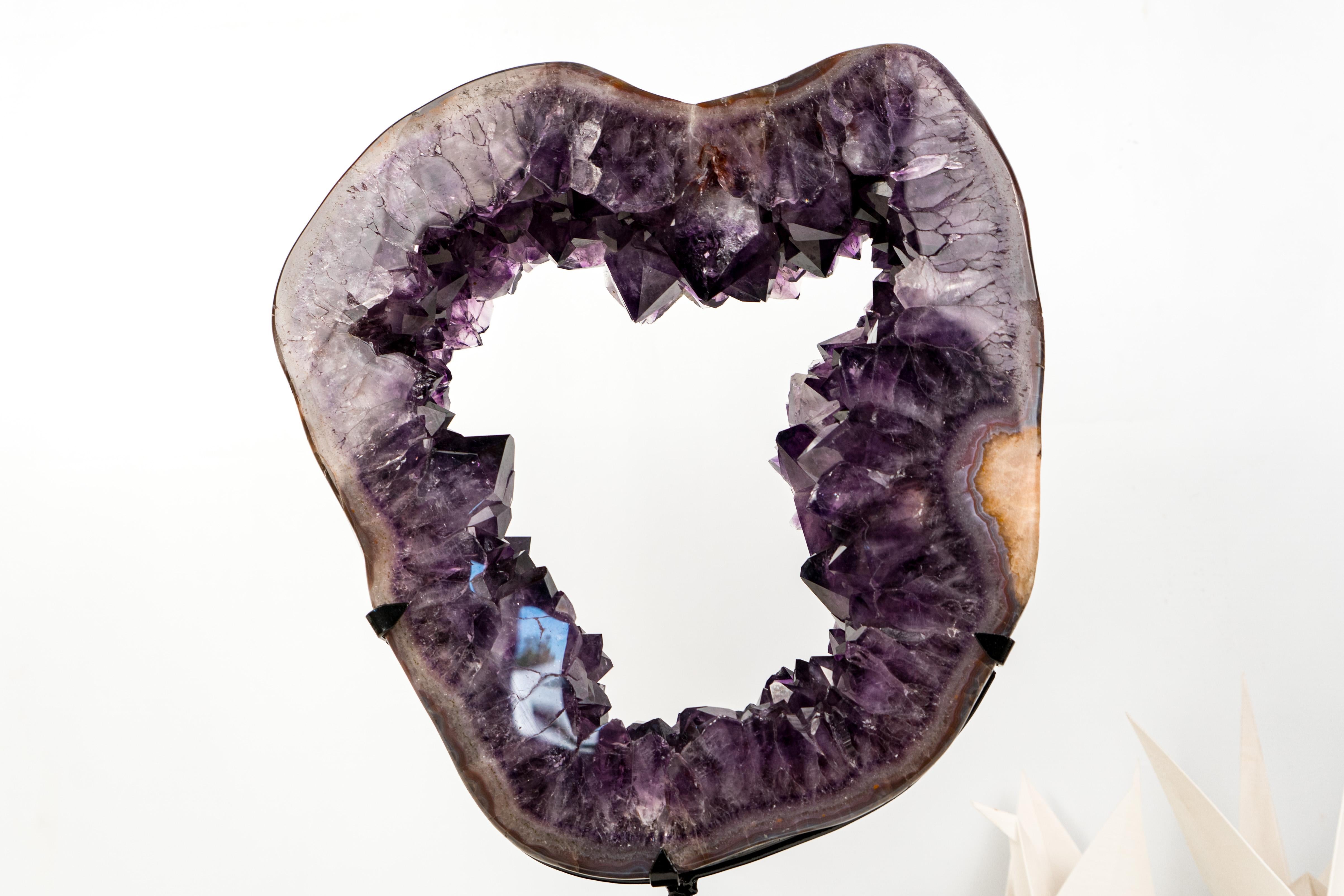 Brasiliano AAA-Grade Amethyst Geode Portal in vendita
