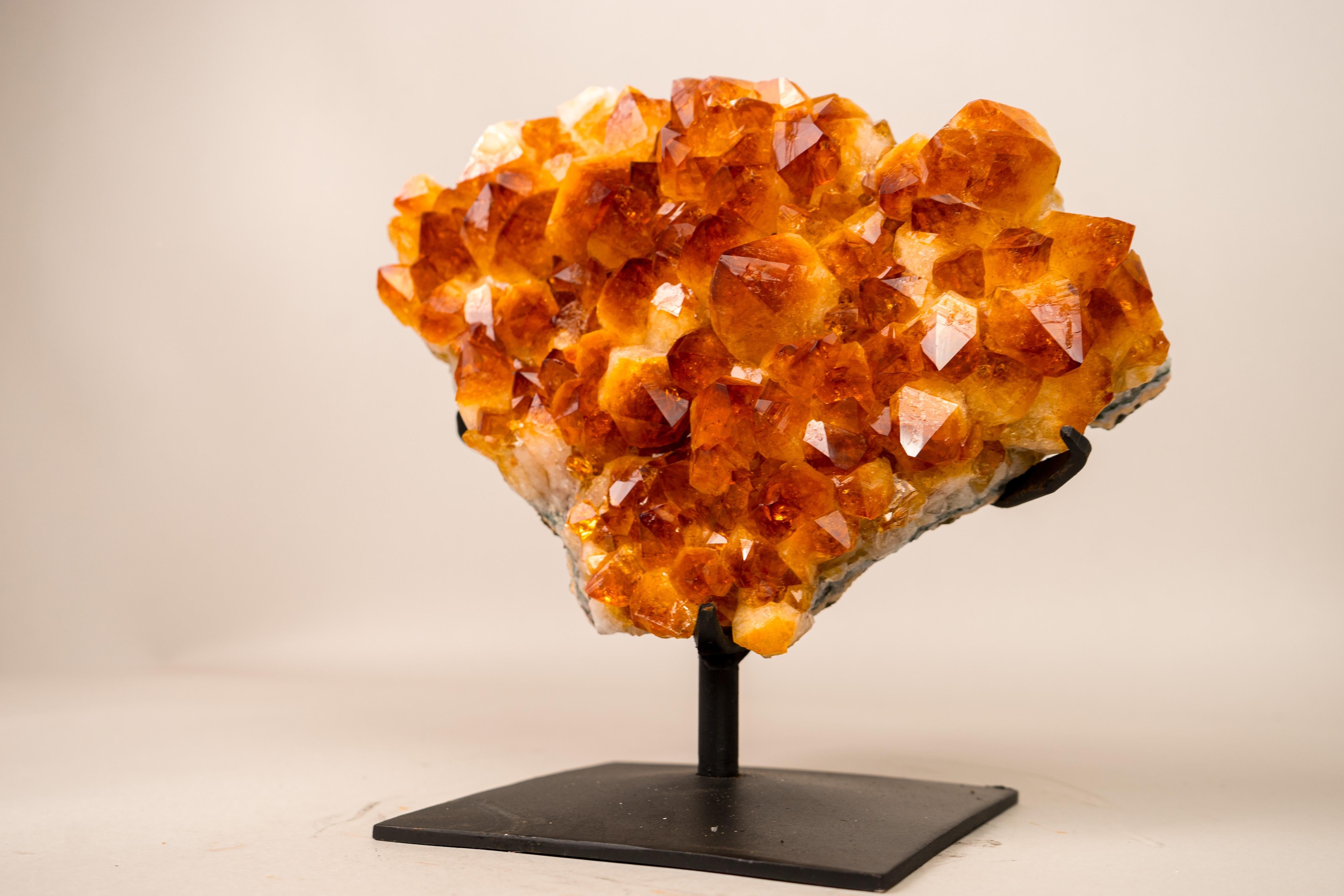 AAA-Grade Natural Citrine Crystal Cluster In New Condition For Sale In Ametista Do Sul, BR