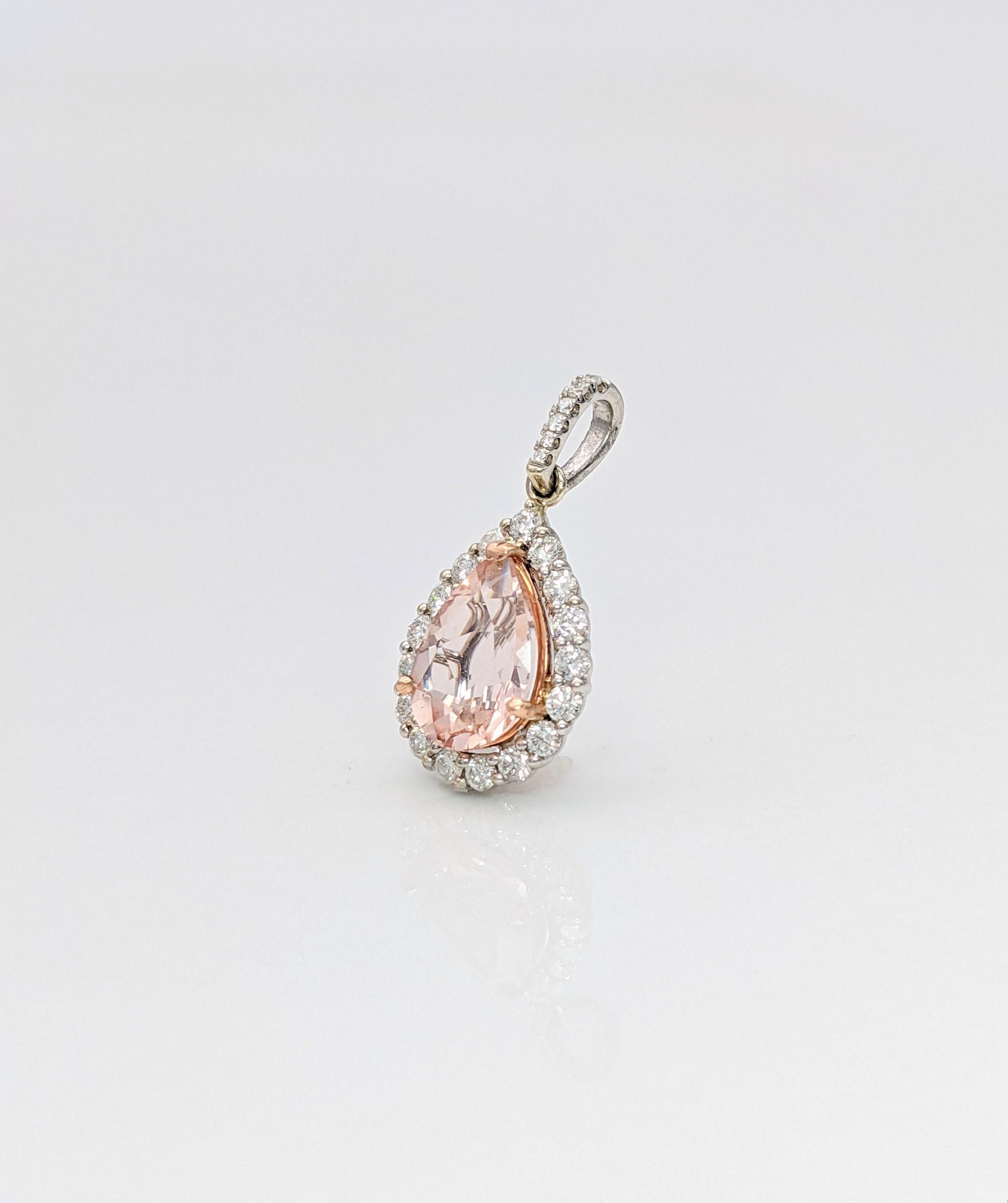Moderne Pendentif Morgane AAA avec Diamants Mineurs en or massif 14K Dual Pear 10x7mm en vente