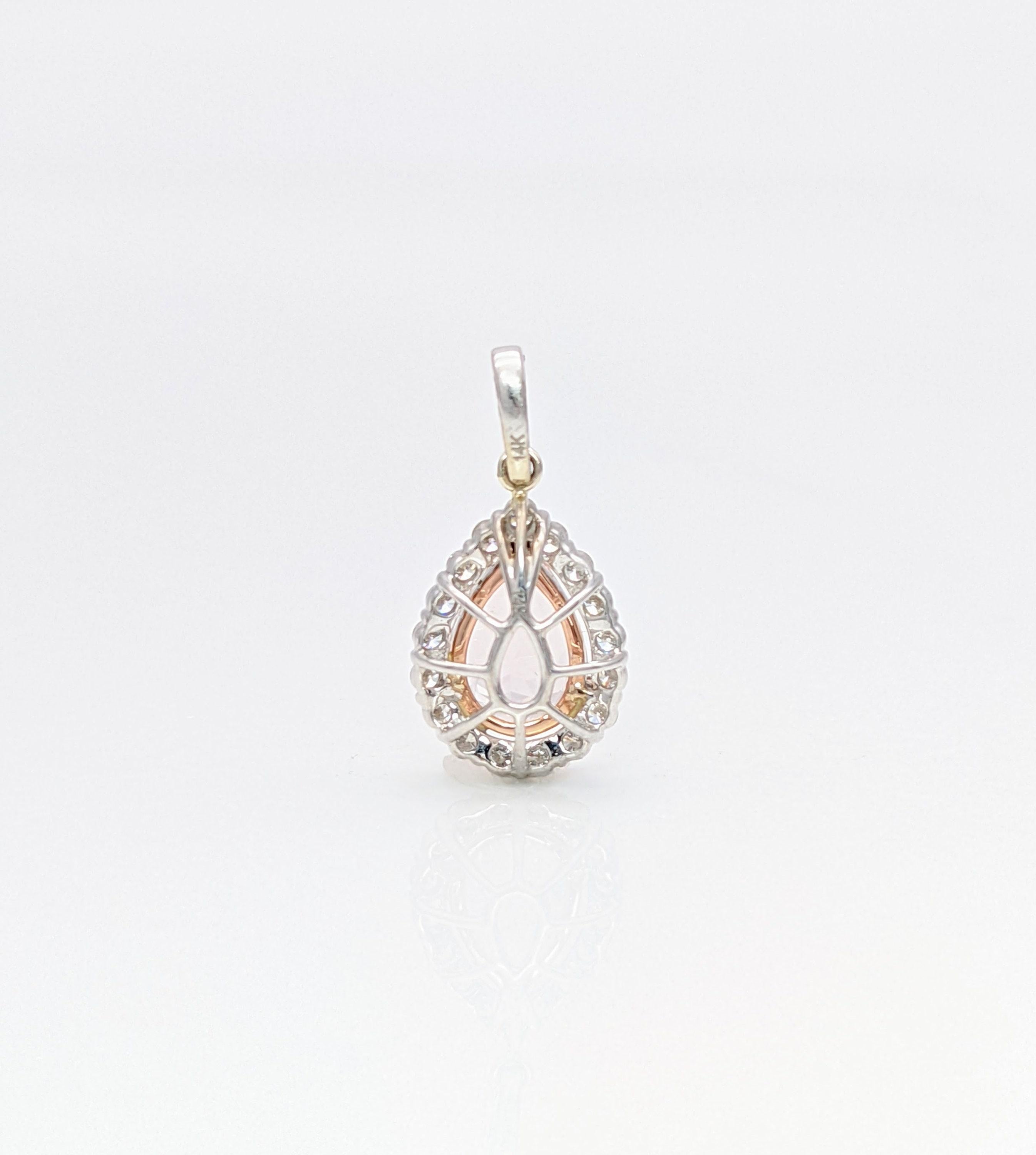 Taille poire Pendentif Morgane AAA avec Diamants Mineurs en or massif 14K Dual Pear 10x7mm en vente