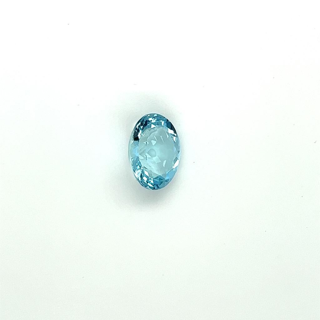 SKU - 80006
Stone : Natural Aquamarine 
Shape - 	Oval
Quality - 	Eye clean
Weight - 	7 Ct.
Grade -  AAA
Length * Breadth * Height -  14*11.8*7.6

*The color of the stone may vary in the picture, please see the video for actual color*

The aquamarine