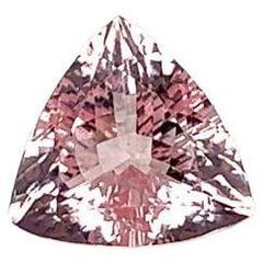 AAA Morganite rose naturelle en forme de trillion de 6,52 carats, pureté œil propre