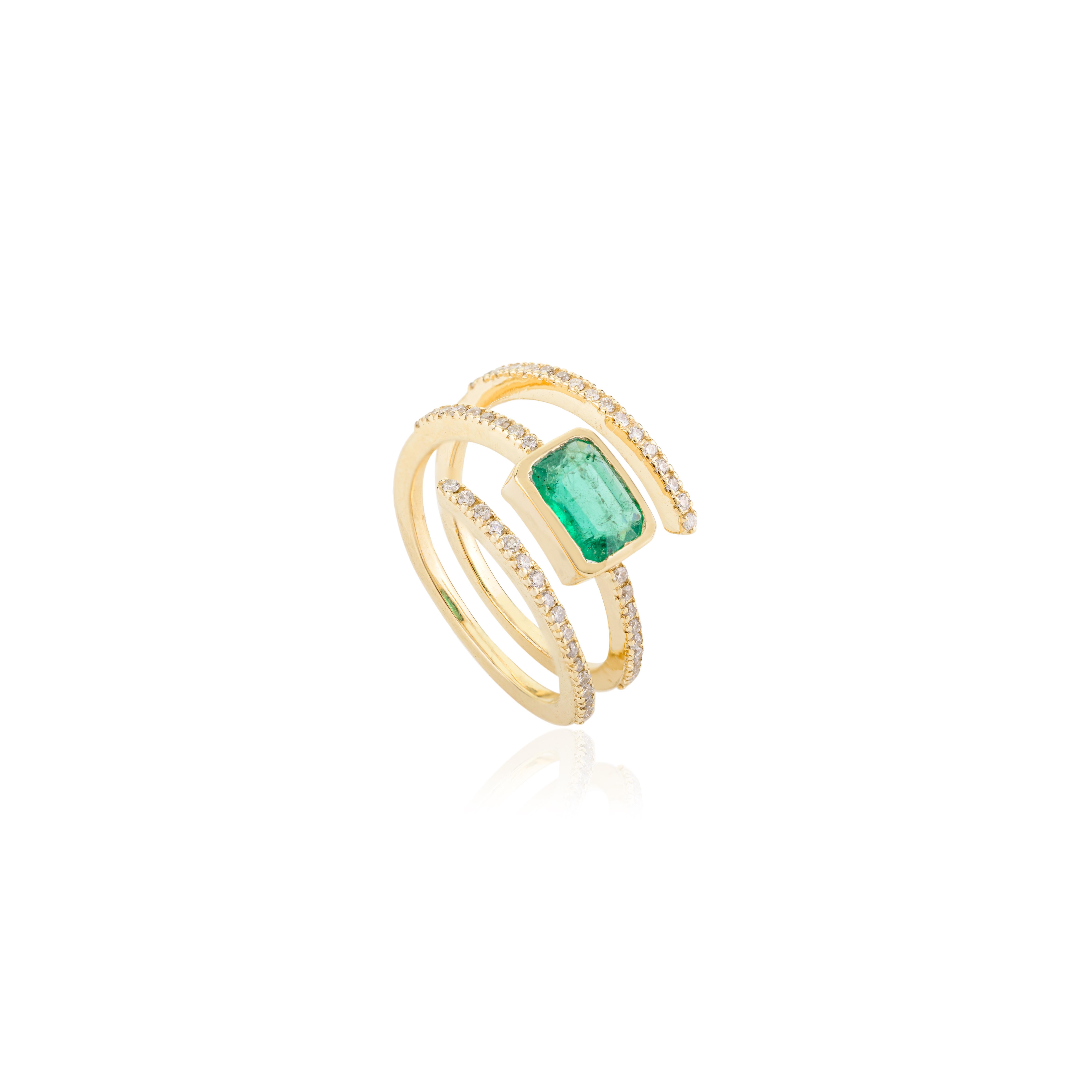 For Sale:  AAA Octagon Emerald Diamond Spring Spiral Ring for Her in 14k Solid Yellow Gold 3