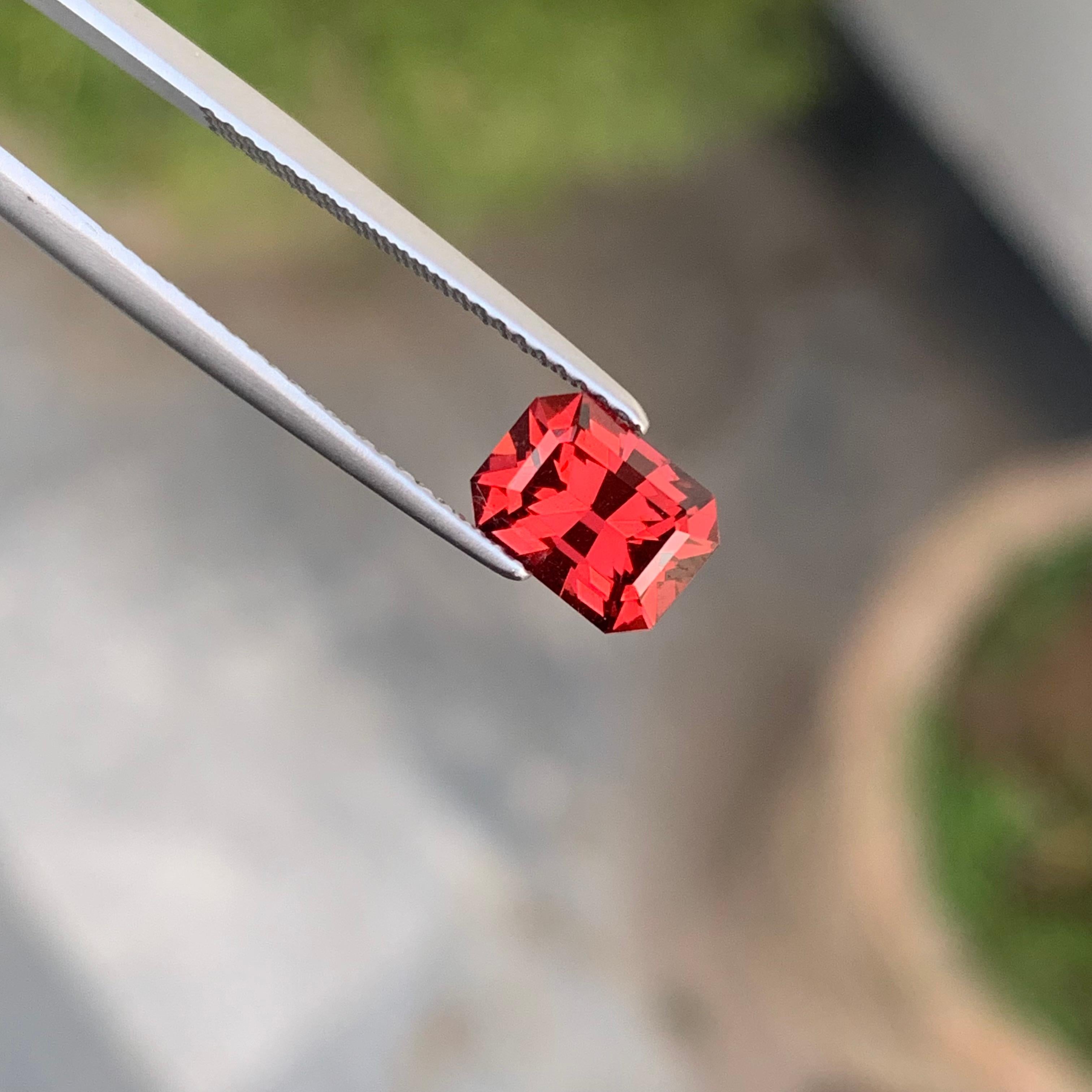 AAA Qualität 2,0 Karat facettierter roter Rhodolith Granat Präzisionsschliff für Schmuck im Angebot 3