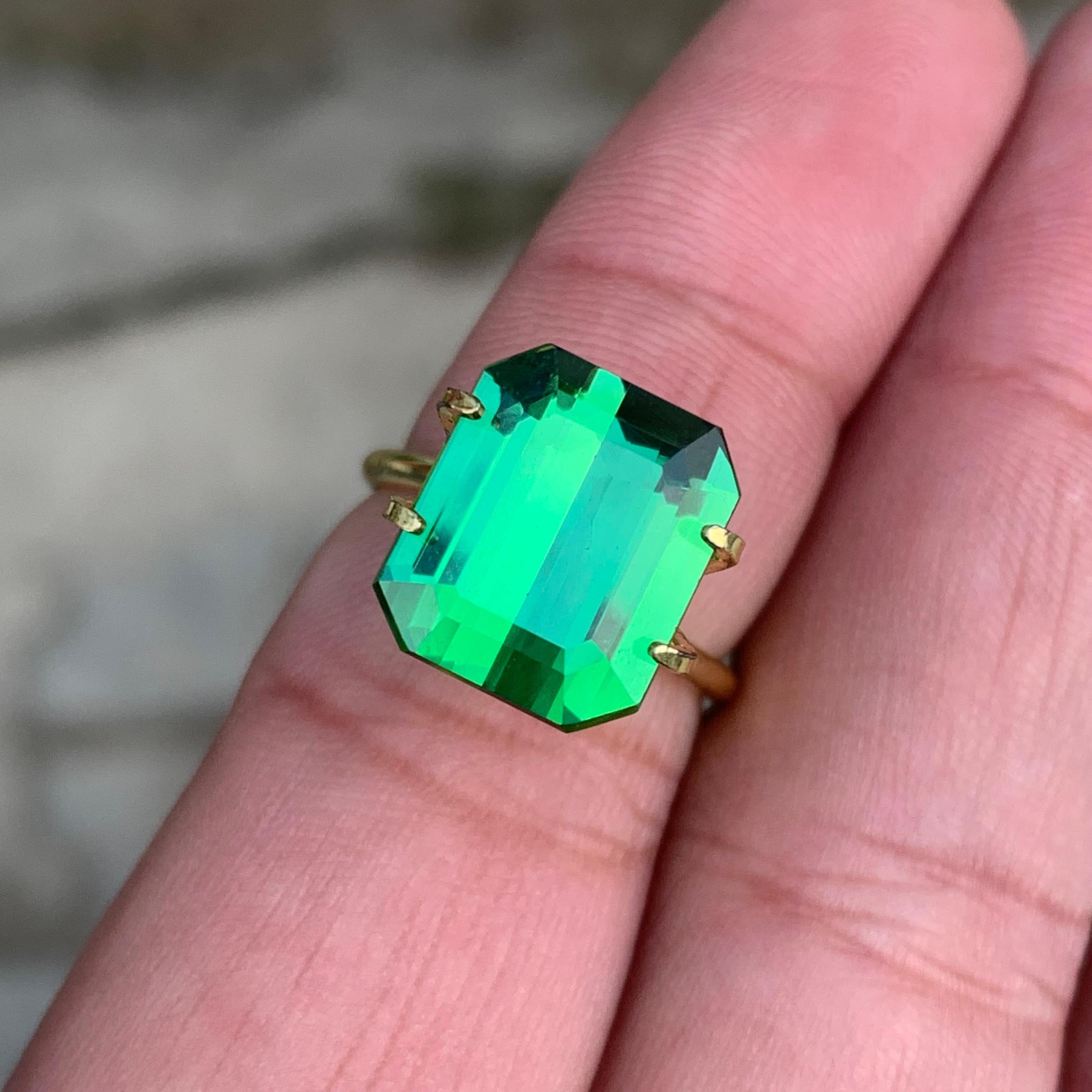 Women's or Men's AAA Quality 7.35 Carat Loose Green Tourmaline From Afghanistan For Sale