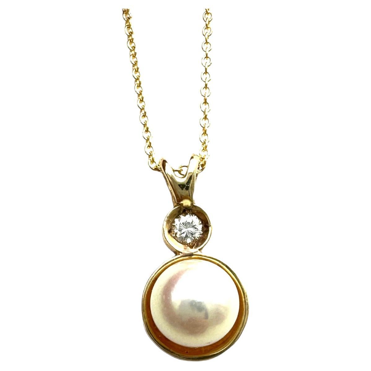 AAA Quality 8.20mm Cultured White Pearl and Diamond Pendant For Sale