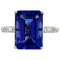 Bague en or blanc 18 carats de qualité AAA avec tanzanite taille émeraude et diamants