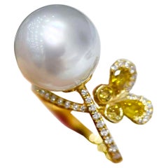 【Vine Symphony】Aurora South Sea Pearl Yellow Diamond Fluttering Butterfly Ring