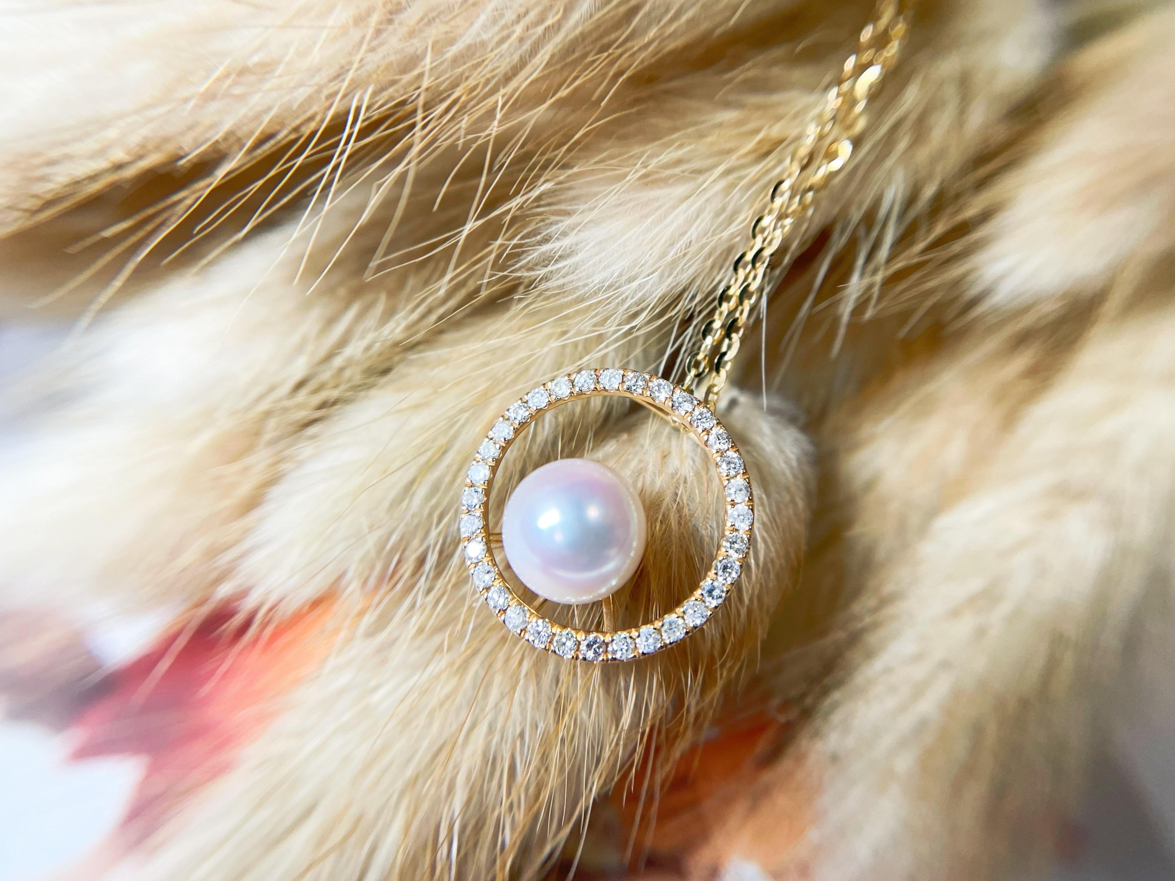AAAA Grade Japan Akoya Pearl Mirror Like Circle Diamond Pendant For Sale 3