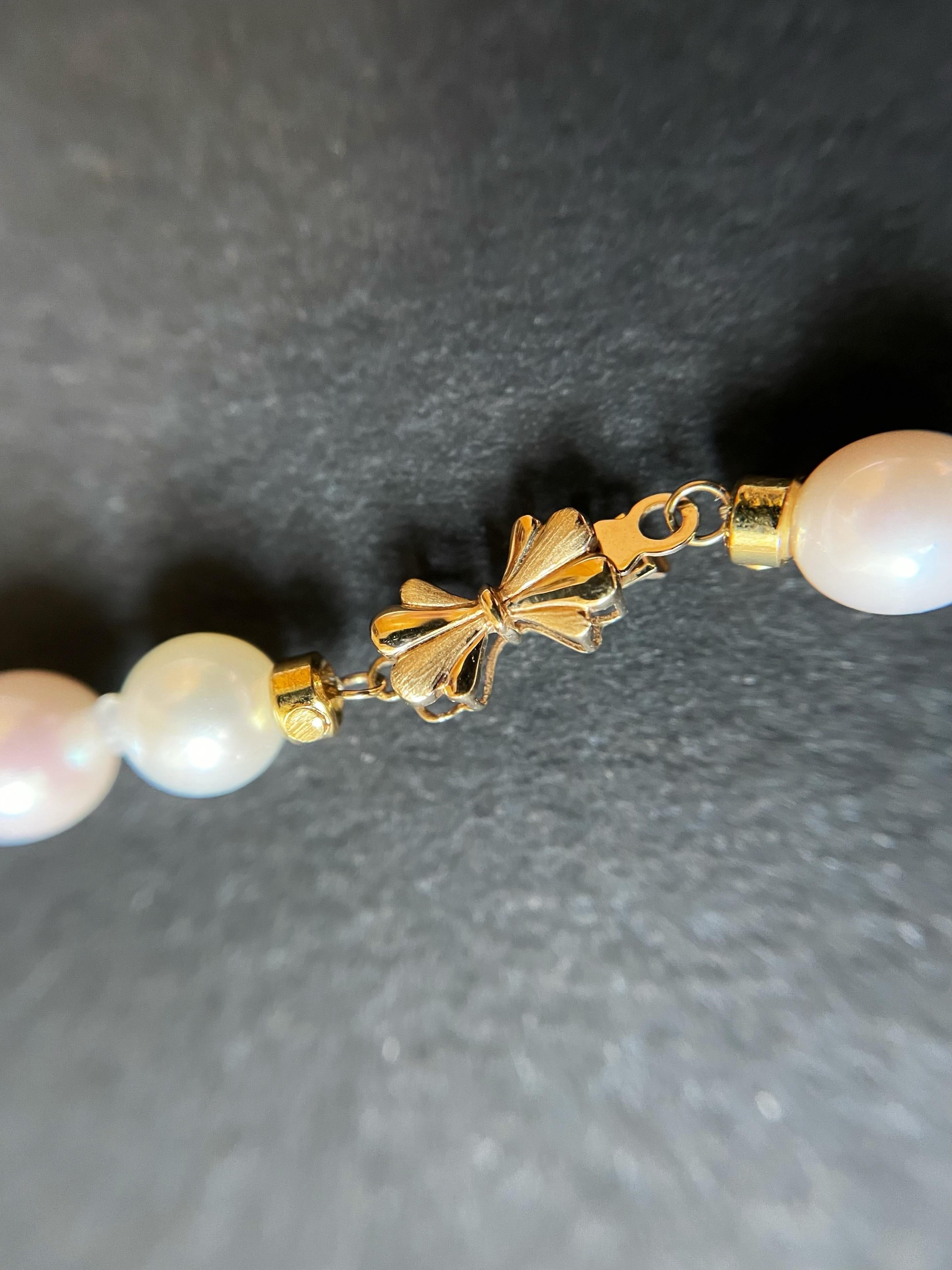 AAAA Grade Natural Multi-Color Japan Akoya Pearl Necklace 5.5-5.9mm in 14K Gold For Sale 5