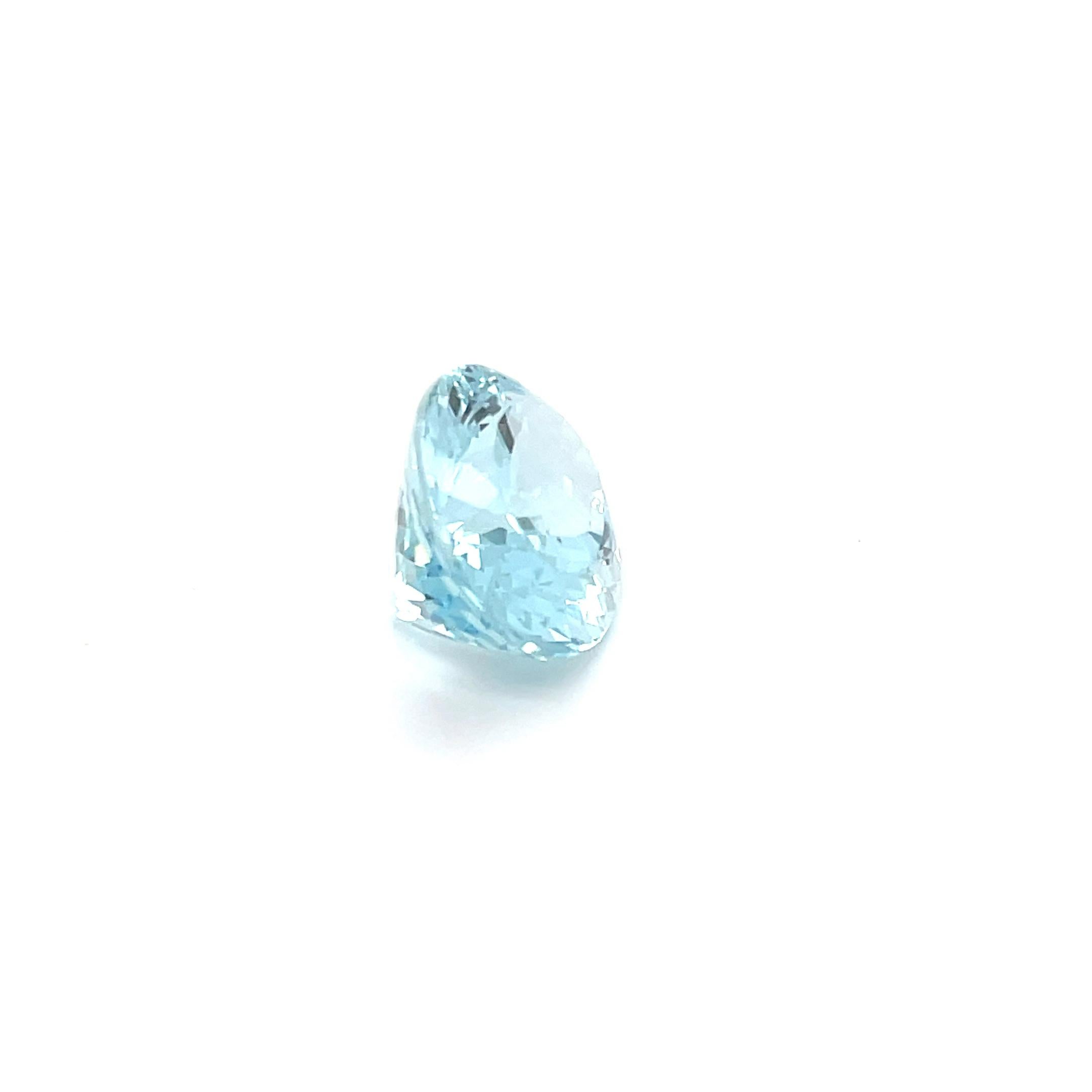 AAAA Natural Aquamarine 13.73 Cts Oval Loose Gemstone For Jewelry Making In New Condition For Sale In New York, NY