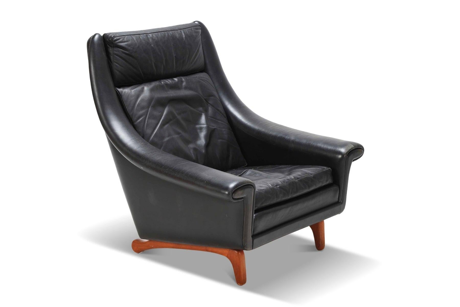 Origin: Denmark
Designer: Aage Christensen
Manufacturer: Erlandsen & Andersen, Nykøbing Mors, 1960s.
Era: 1950s
Materials: Teak, Cane
Measurements: 34.75