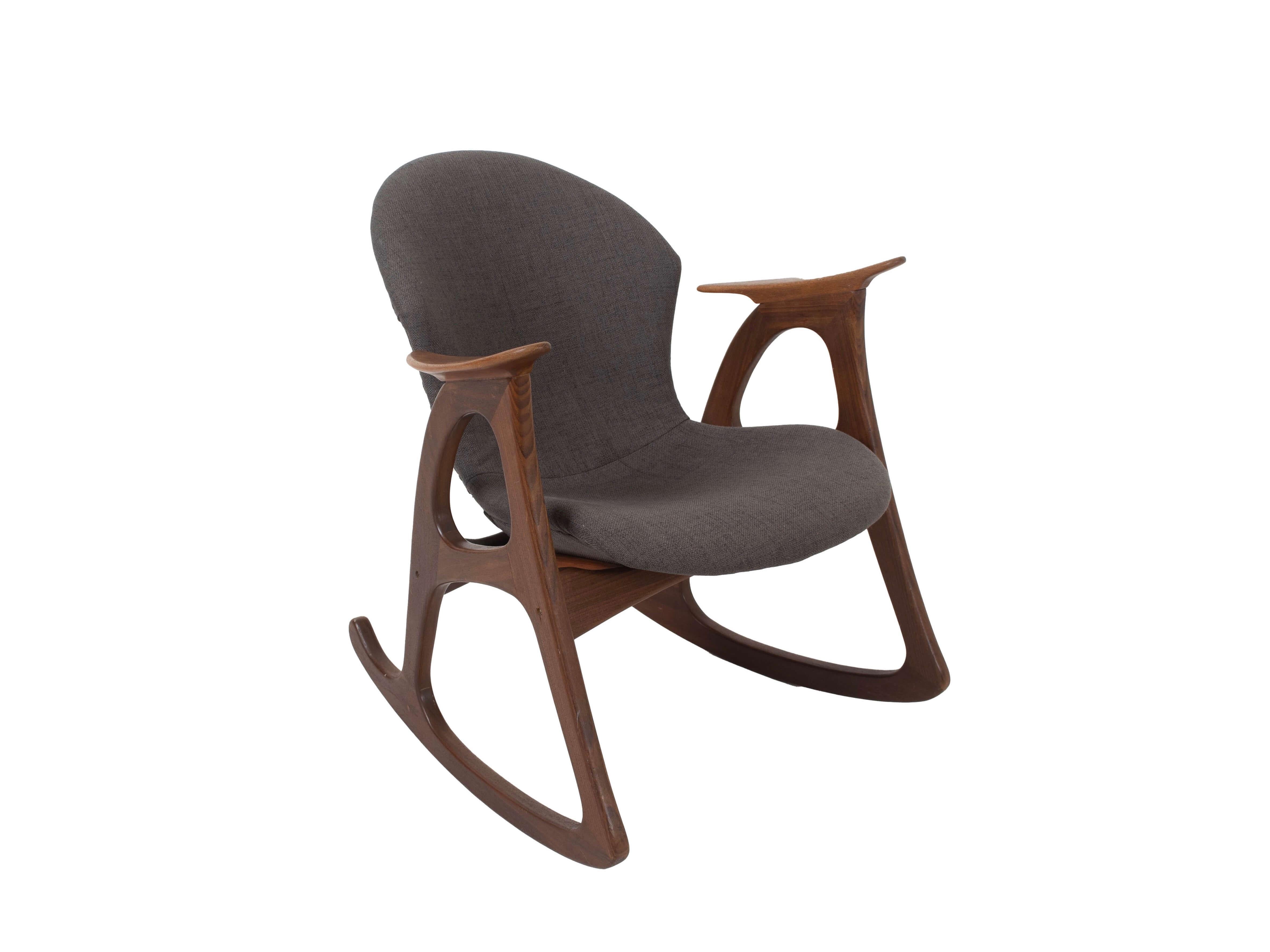 Aage Christiansen Rocking Chair for Erhardsen & Andersen, Denmark 1960s In Good Condition For Sale In Hellouw, NL