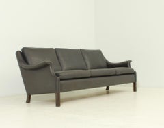 Aage Christiansen Sofá de tres plazas en piel marrón oscuro