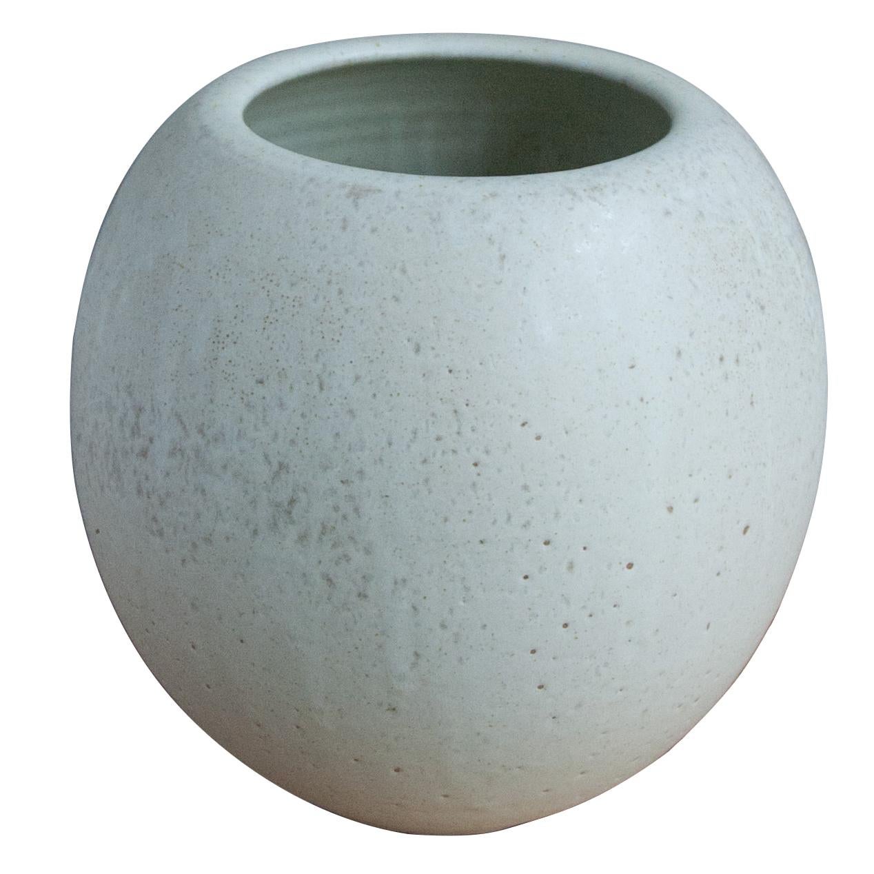 Aage & Kasper Würtz One off Bulbous Vase off White Glaze